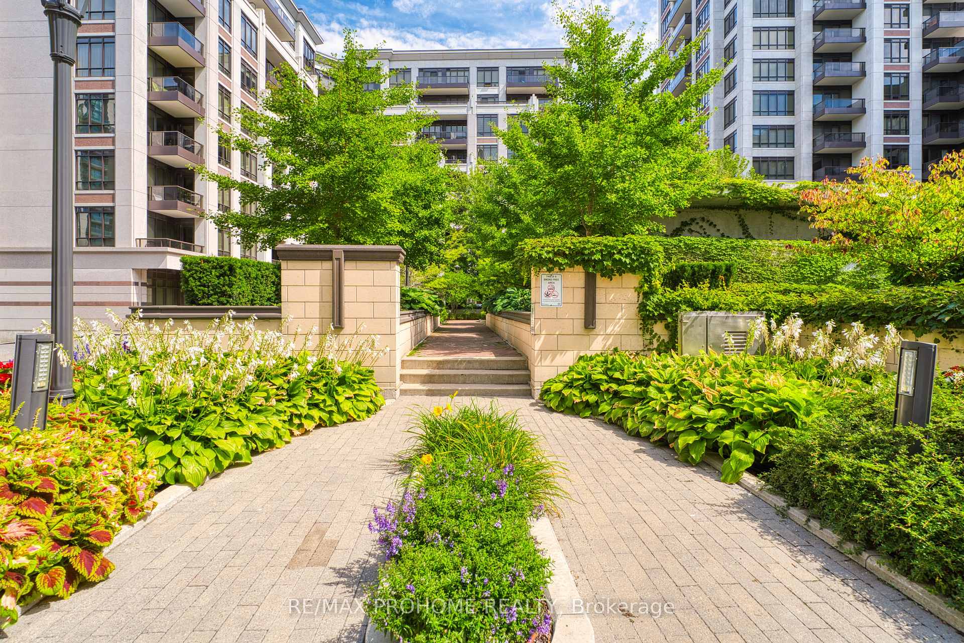 Photo 9 of Unit 1112, 33 Clegg Road, Markham, Unionville — HOMEH
