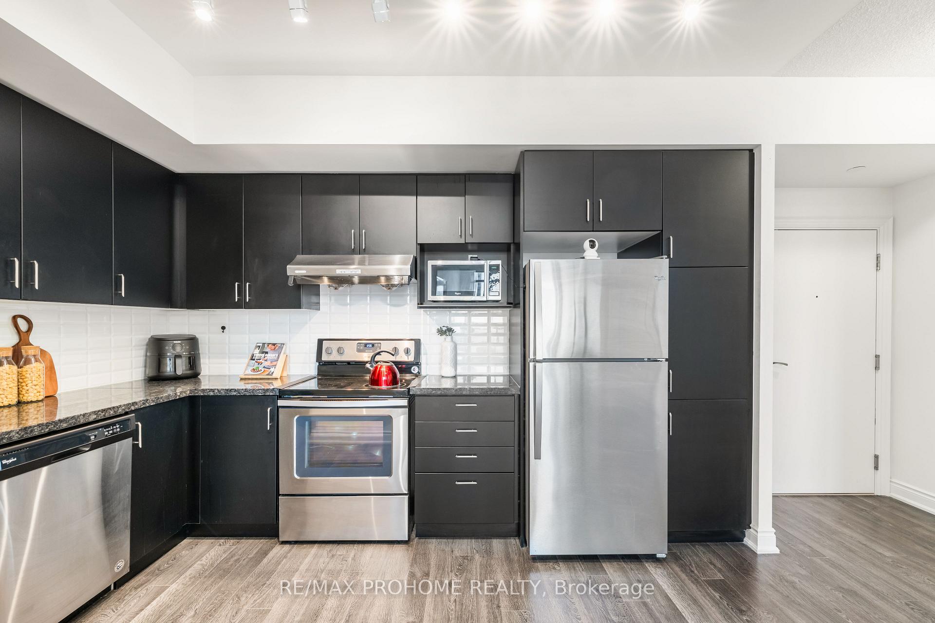 Photo 6 of Unit 1112, 33 Clegg Road, Markham, Unionville — HOMEH