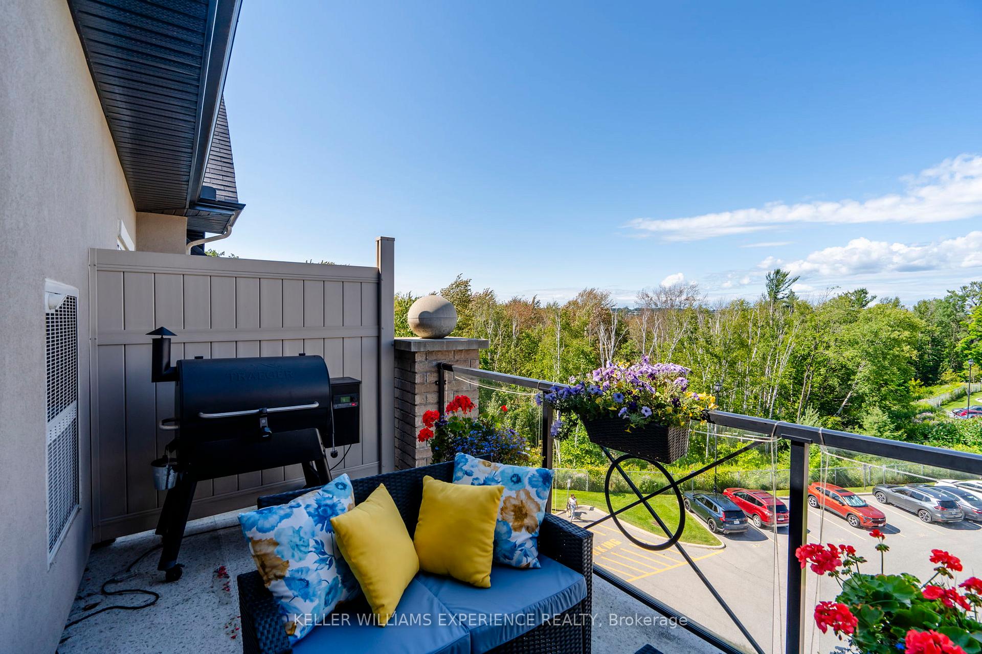 Photo 13 of Unit 401, 44 Ferndale Drive S, Barrie, Ardagh — HOMEH