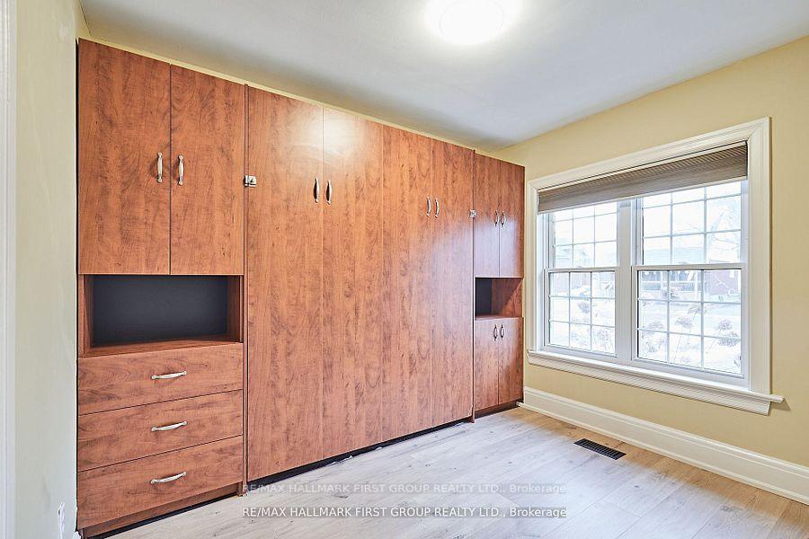 Photo 14 of 33 Mclaughlin Boulevard, Oshawa, O'Neill — HOMEH
