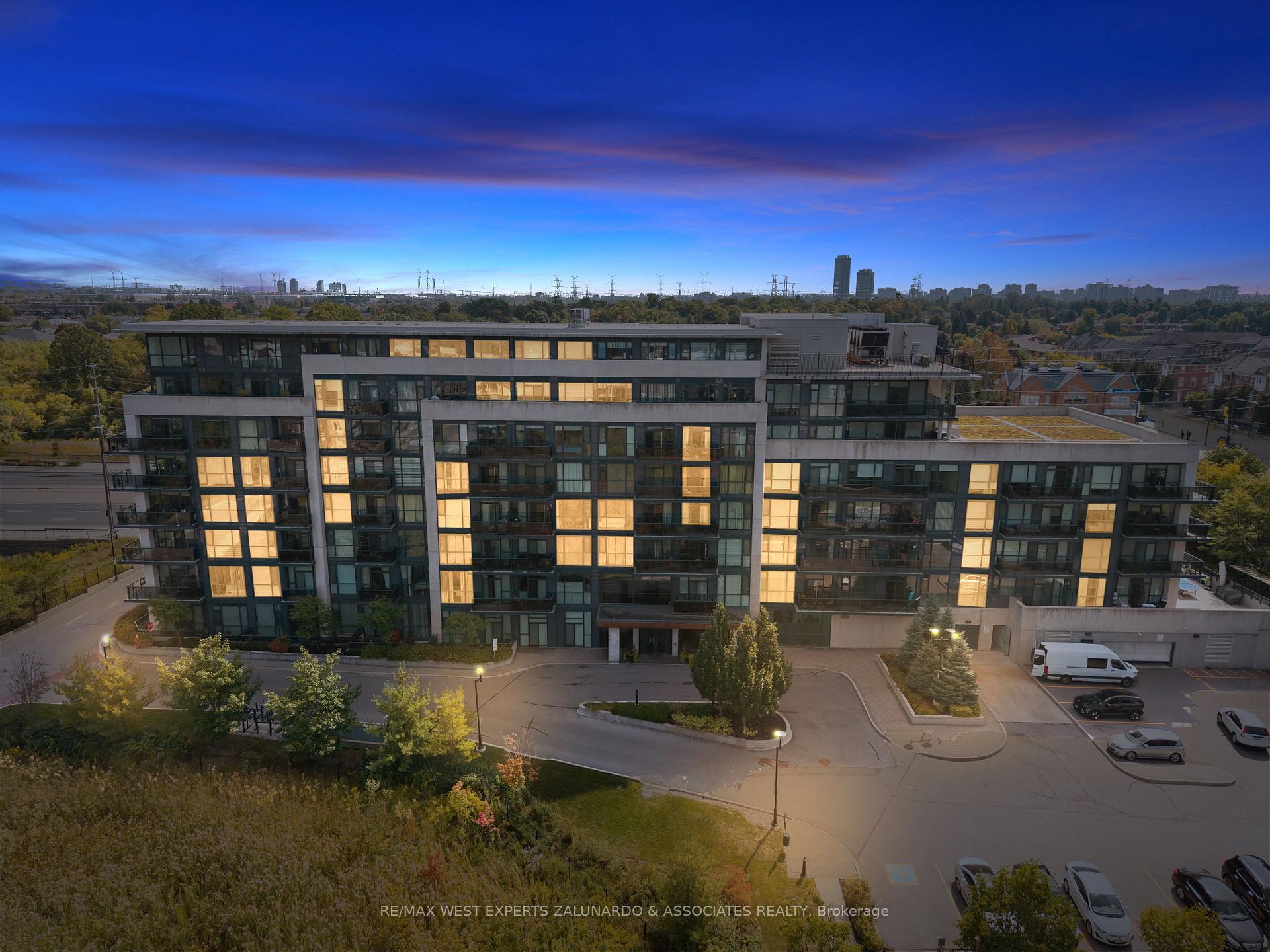Front of Unit 412, 4700 Highway 7 Road