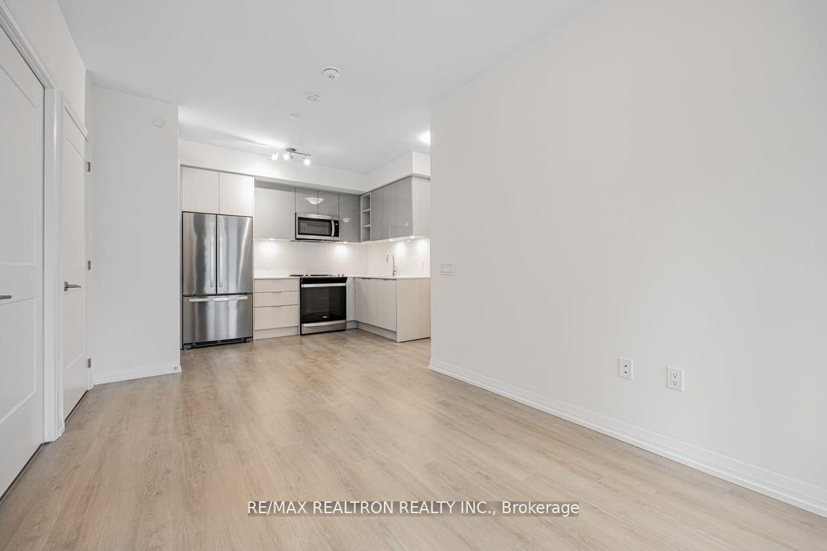 Photo 7 of Unit 710, 25 Holly Street, Toronto, Mount Pleasant East — HOMEH