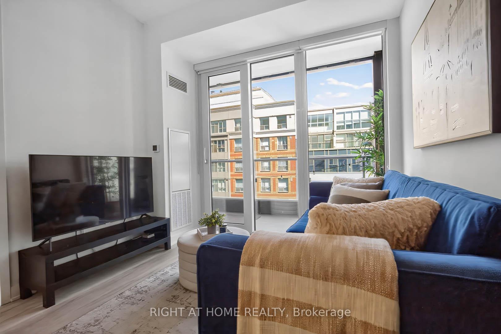 Photo 14 of Unit 615, 60 Princess Street, Toronto, Waterfront Communities — HOMEH