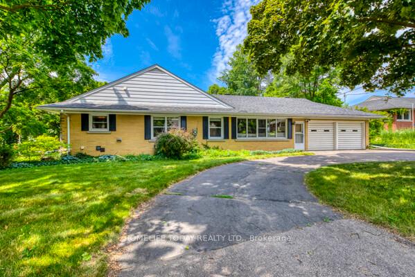Photo 9 of 182 Forsyth Drive, Waterloo — HOMEH