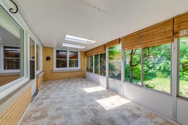 Photo 21 of 182 Forsyth Drive, Waterloo — HOMEH