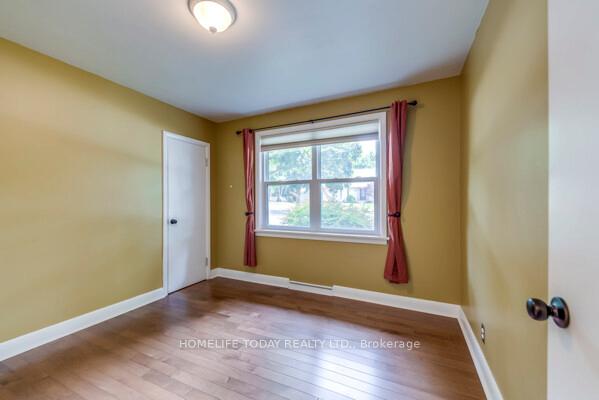 Photo 28 of 182 Forsyth Drive, Waterloo — HOMEH