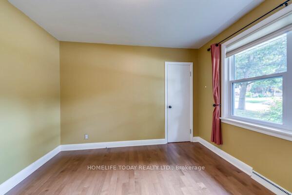 Photo 26 of 182 Forsyth Drive, Waterloo — HOMEH
