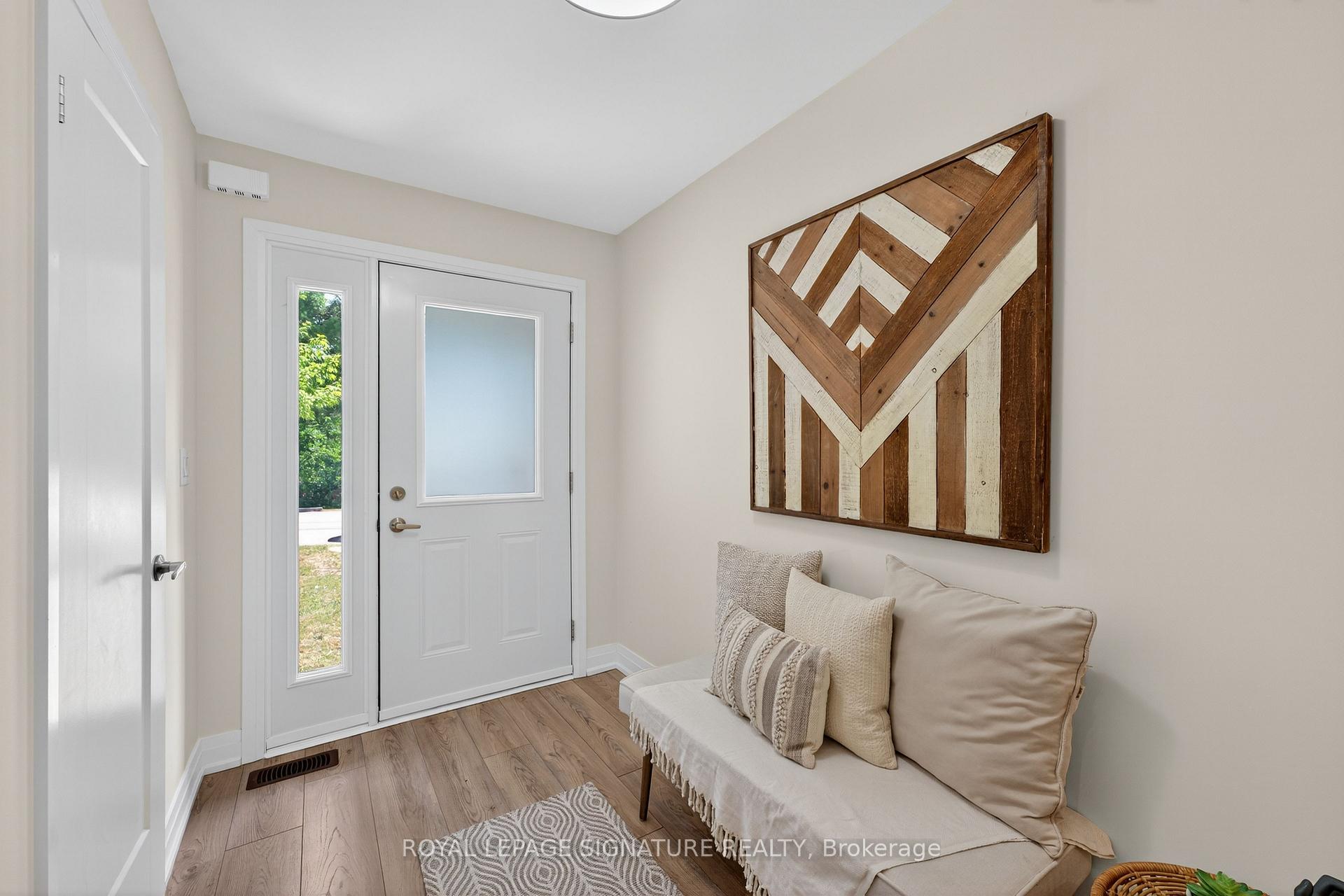 Photo 2 of Unit 6, 393 Manitoba Street, Bracebridge, Macaulay — HOMEH