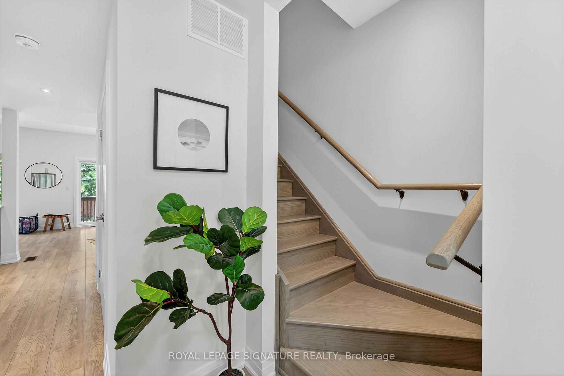 Photo 7 of Unit 6, 393 Manitoba Street, Bracebridge, Macaulay — HOMEH