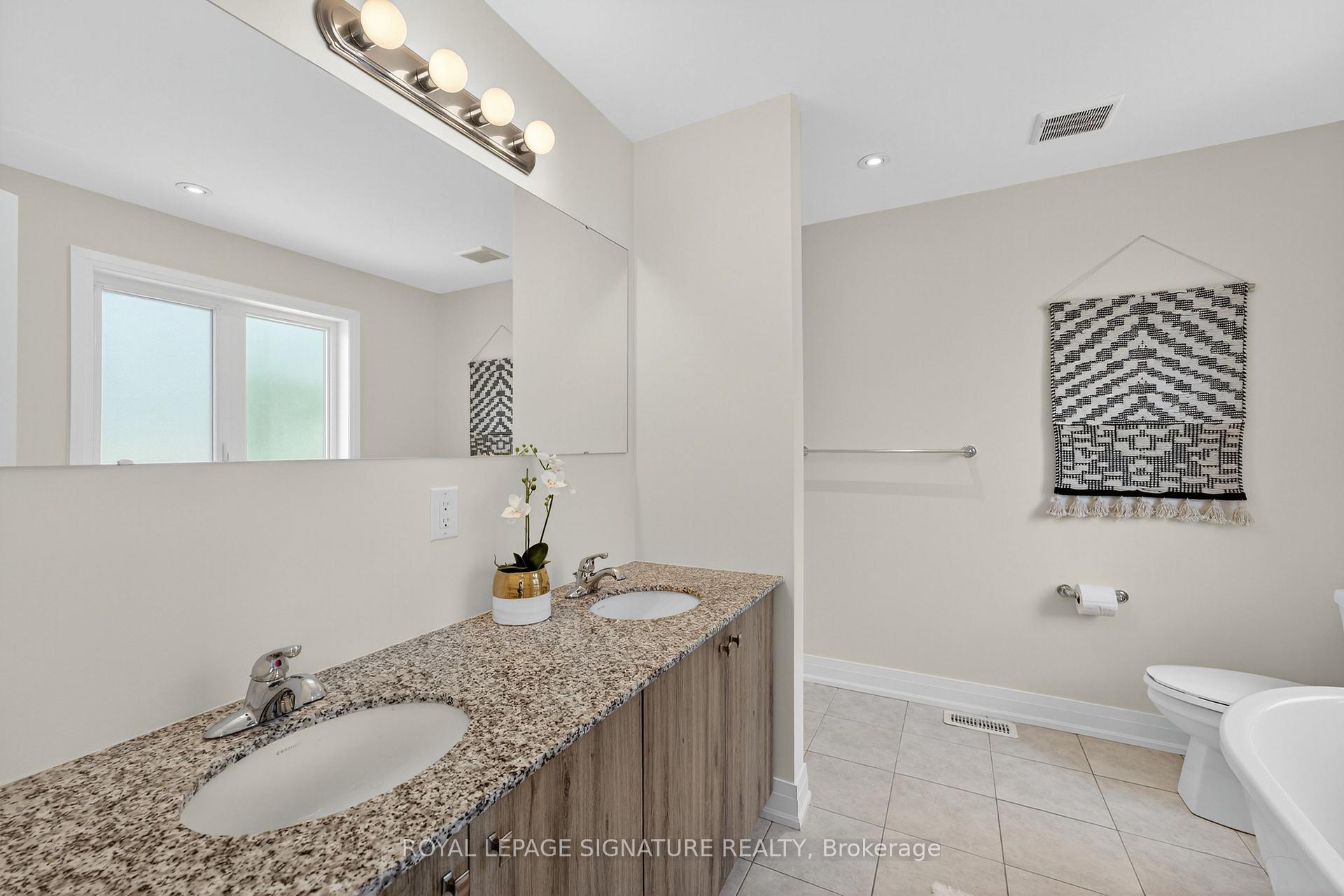 Photo 27 of Unit 6, 393 Manitoba Street, Bracebridge, Macaulay — HOMEH