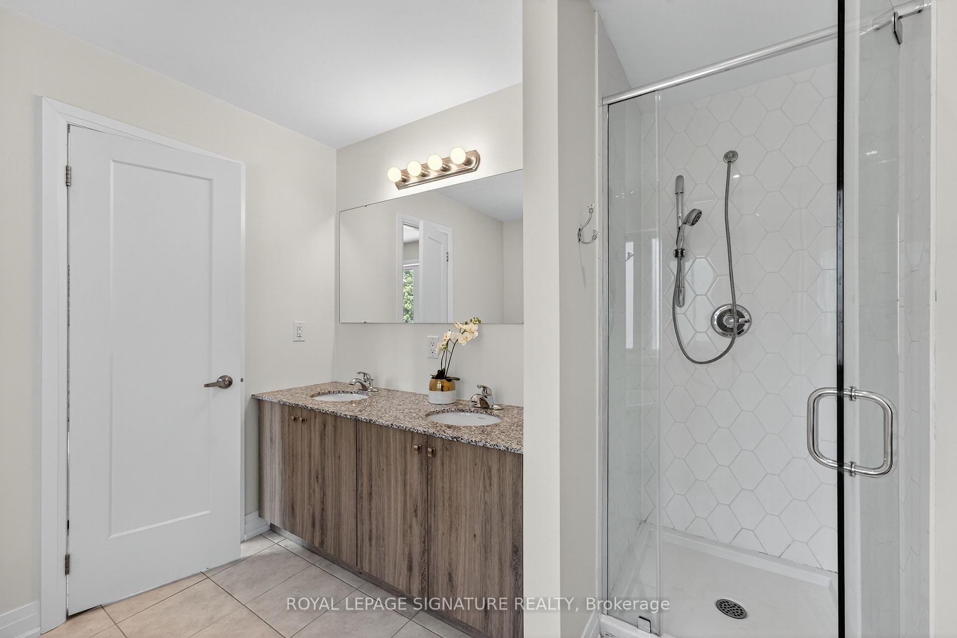 Photo 28 of Unit 6, 393 Manitoba Street, Bracebridge, Macaulay — HOMEH