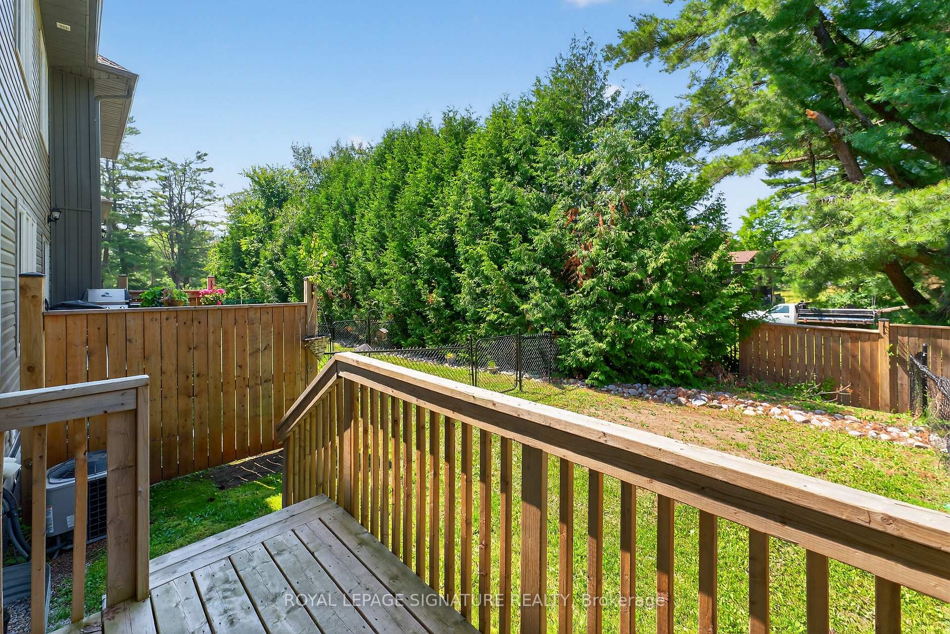 Photo 43 of Unit 6, 393 Manitoba Street, Bracebridge, Macaulay — HOMEH