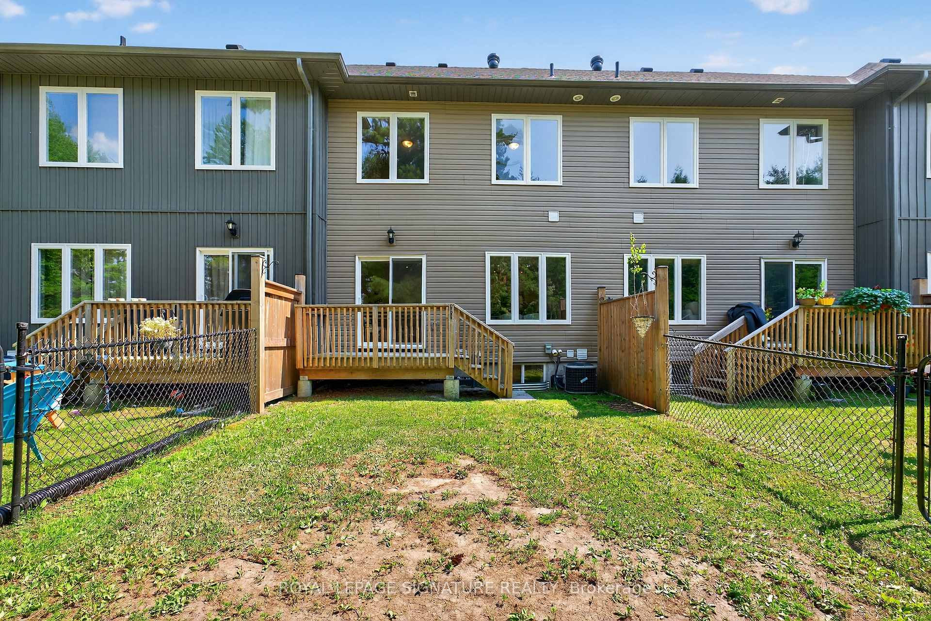 Photo 40 of Unit 6, 393 Manitoba Street, Bracebridge, Macaulay — HOMEH
