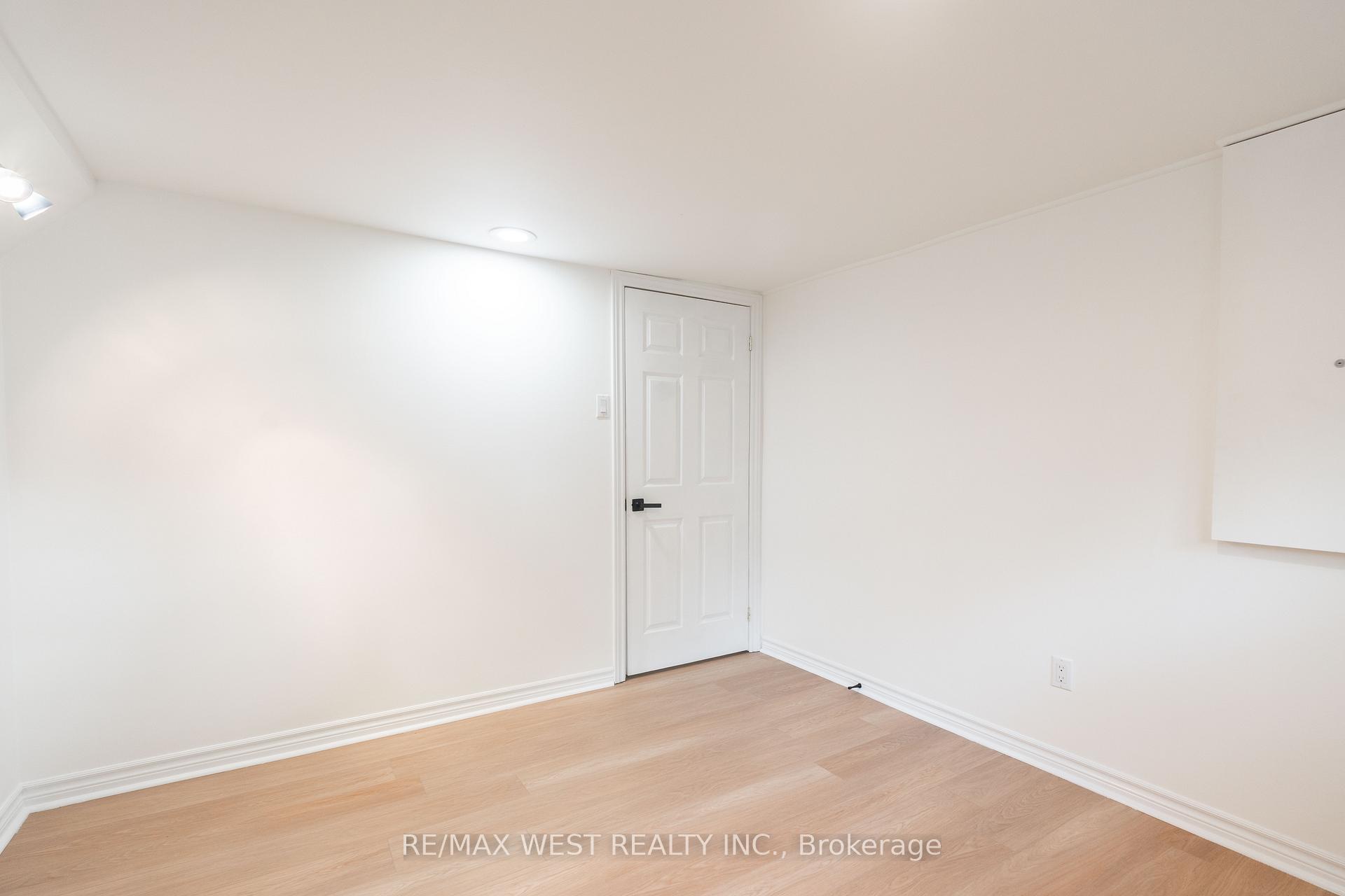 Photo 19 of Unit Basement, 75 Wright Crescent, Caledon, Bolton North — HOMEH