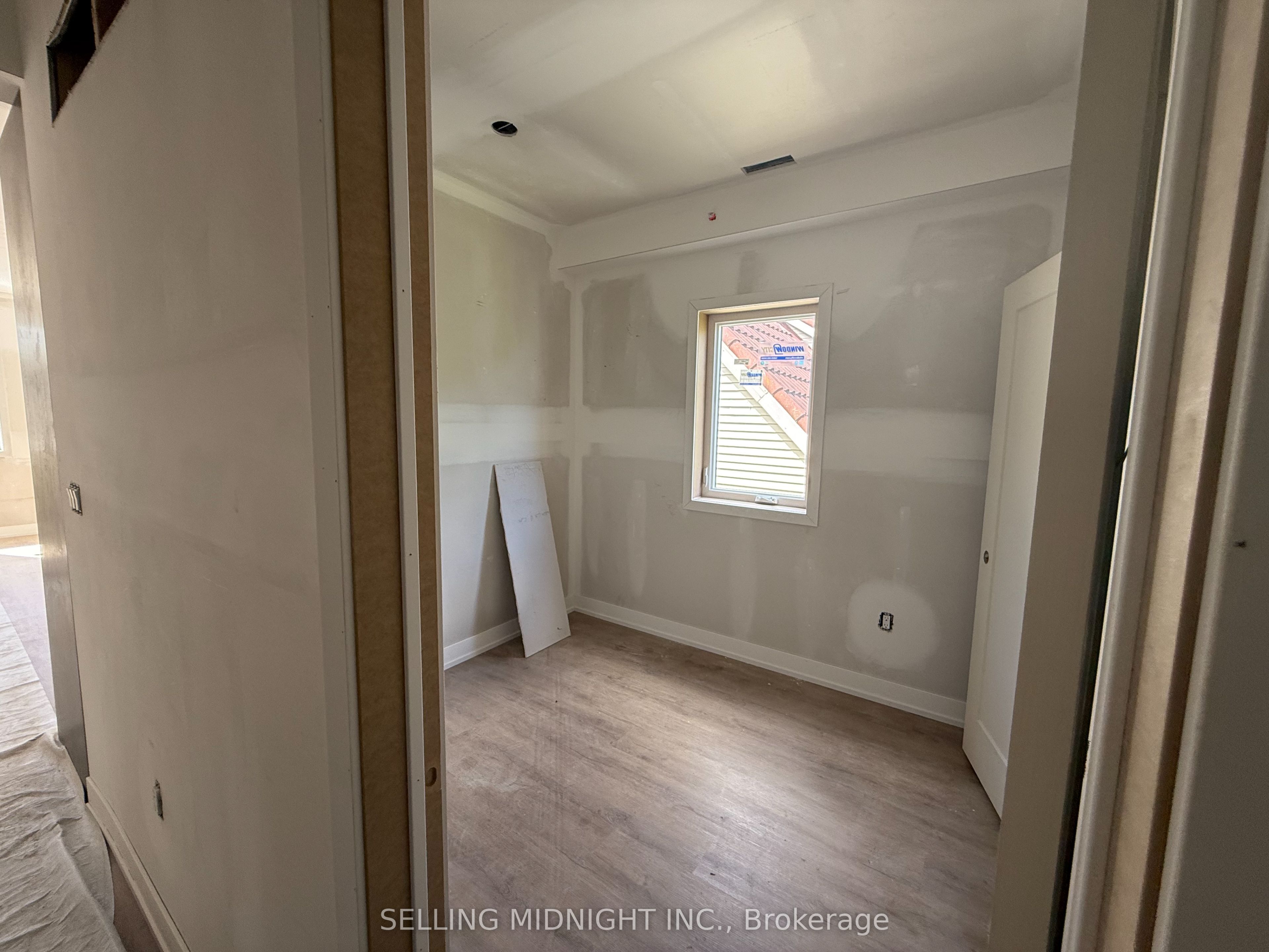 Photo 25 of Unit 4, 60 Cannon Road, Etobicoke, Stonegate-Queensway — HOMEH