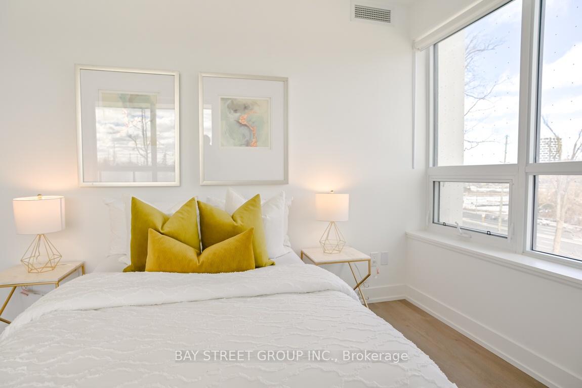 Photo 8 of Unit 519, 8 Cedarland Drive, Markham, Unionville — HOMEH