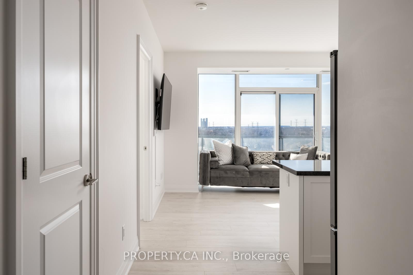 Photo 29 of Unit 813, 10 Gatineau Drive, Vaughan, Beverley Glen — HOMEH