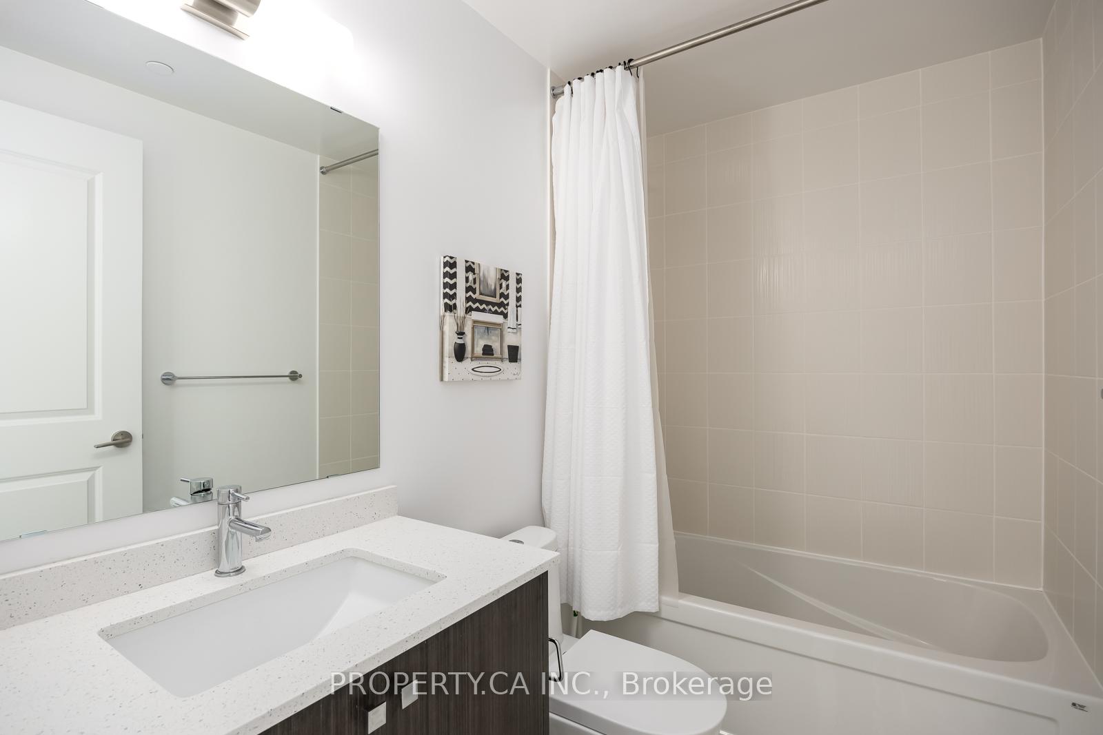 Photo 15 of Unit 813, 10 Gatineau Drive, Vaughan, Beverley Glen — HOMEH