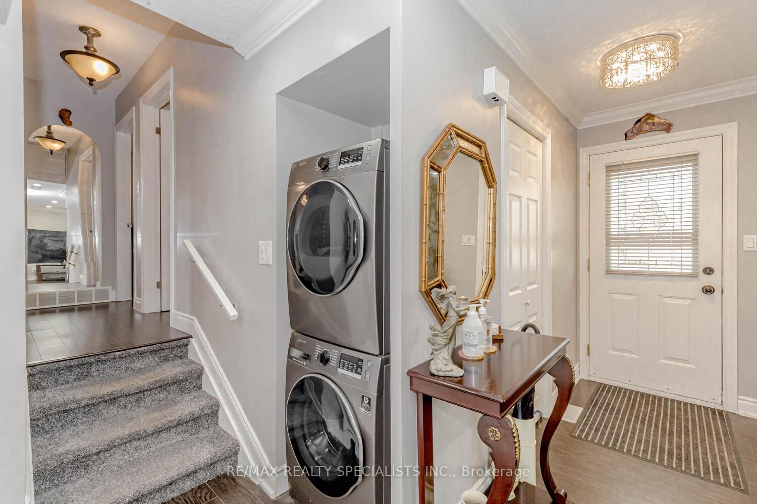 Photo 12 of 306 Kelson Avenue N, Grimsby, Grimsby Beach — HOMEH
