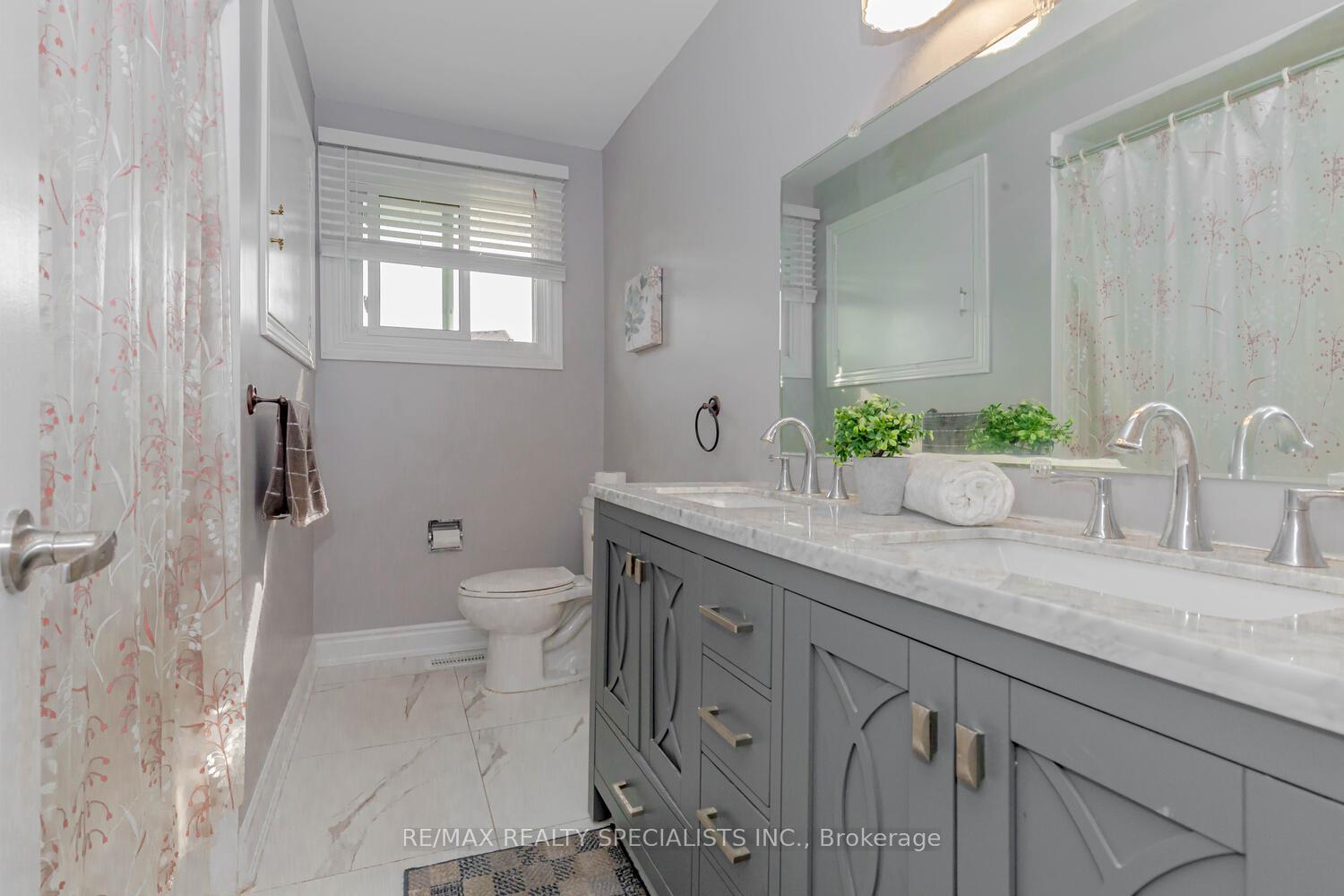 Photo 16 of 306 Kelson Avenue N, Grimsby, Grimsby Beach — HOMEH