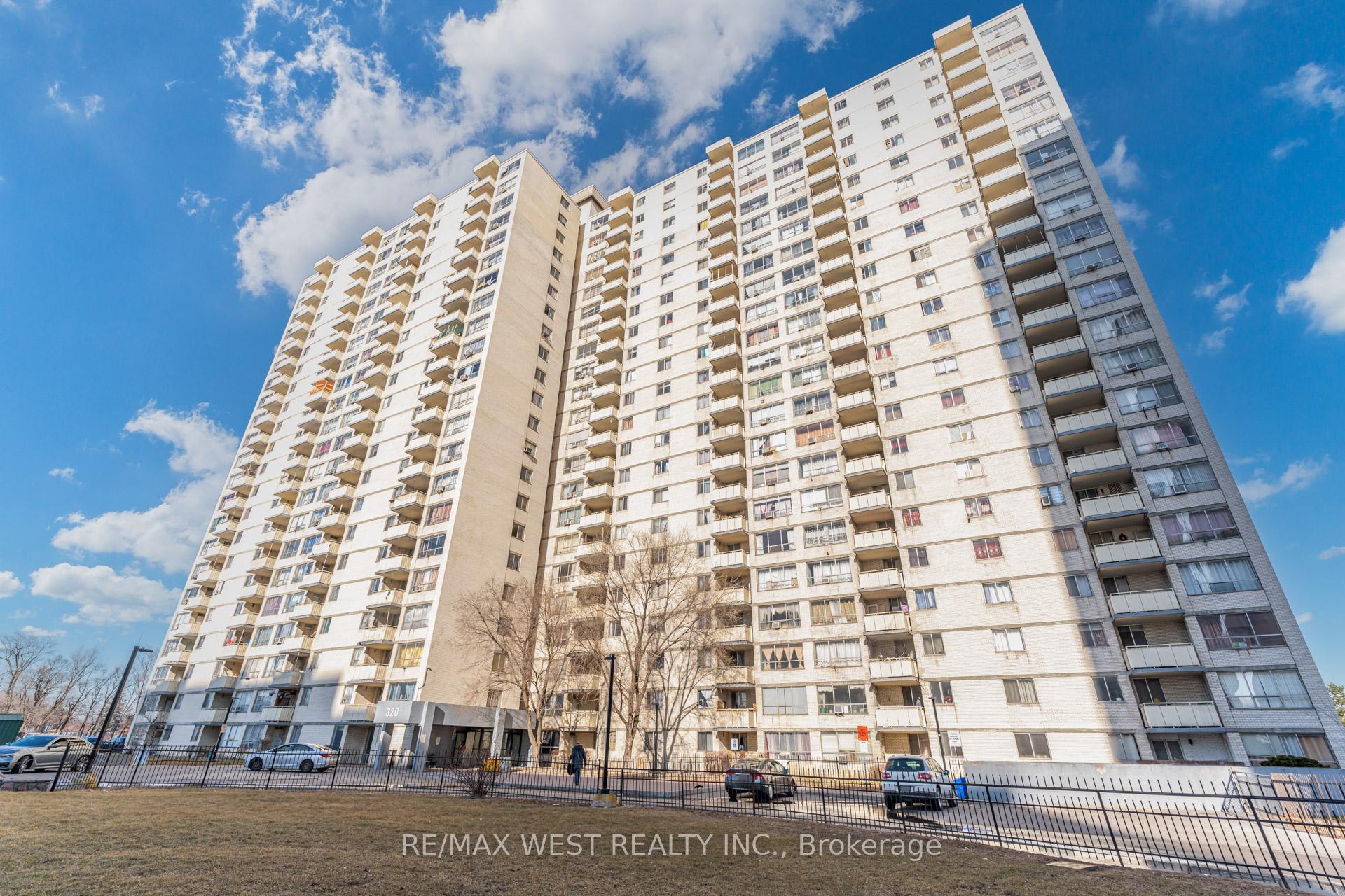 Front of Unit 415, 320 Dixon Road