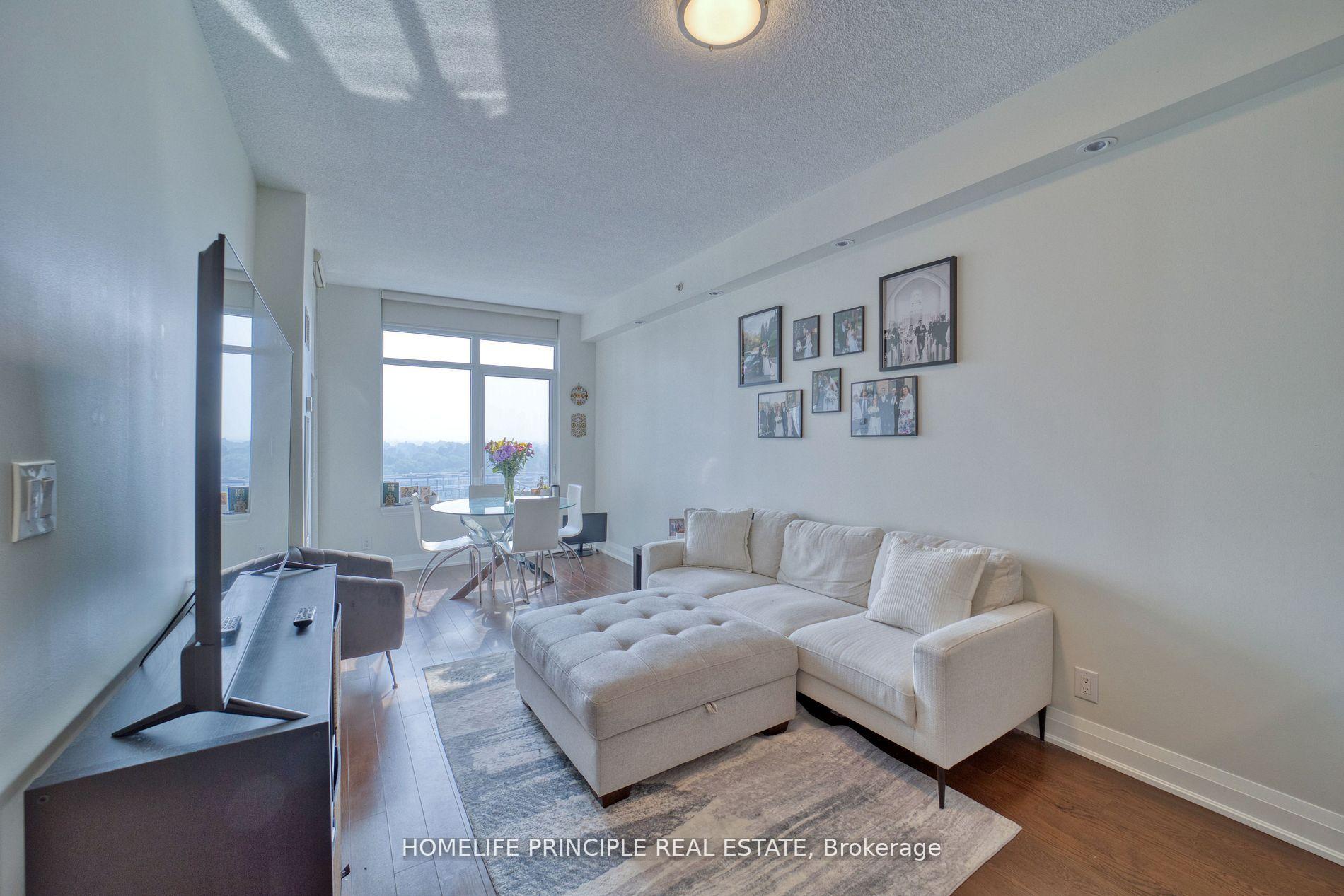Photo 14 of Unit 712, 12 Woodstream Boulevard, Vaughan, Vaughan Grove — HOMEH