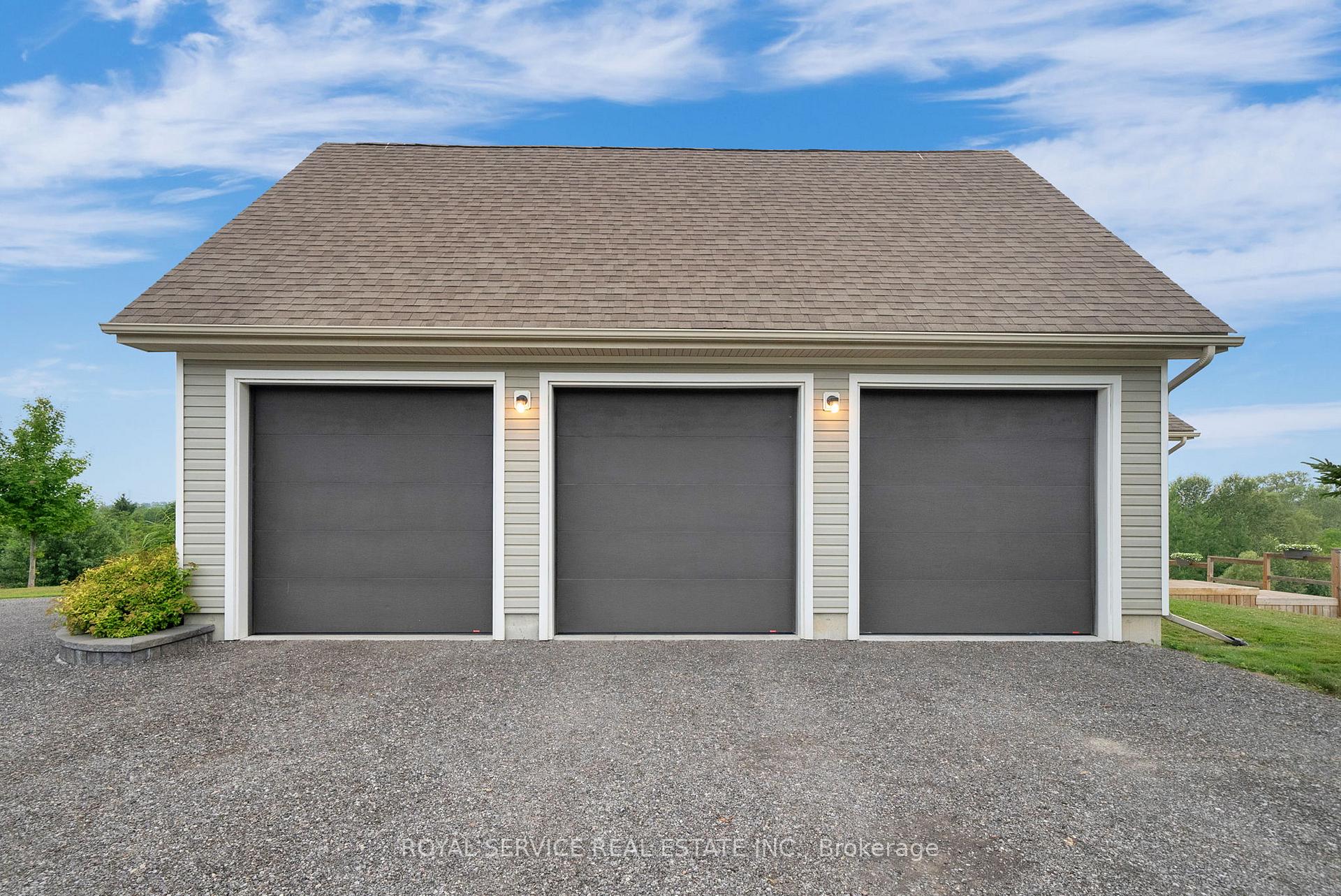 Photo 47 of 2160 Regional Road 3, Clarington, Rural Clarington — HOMEH