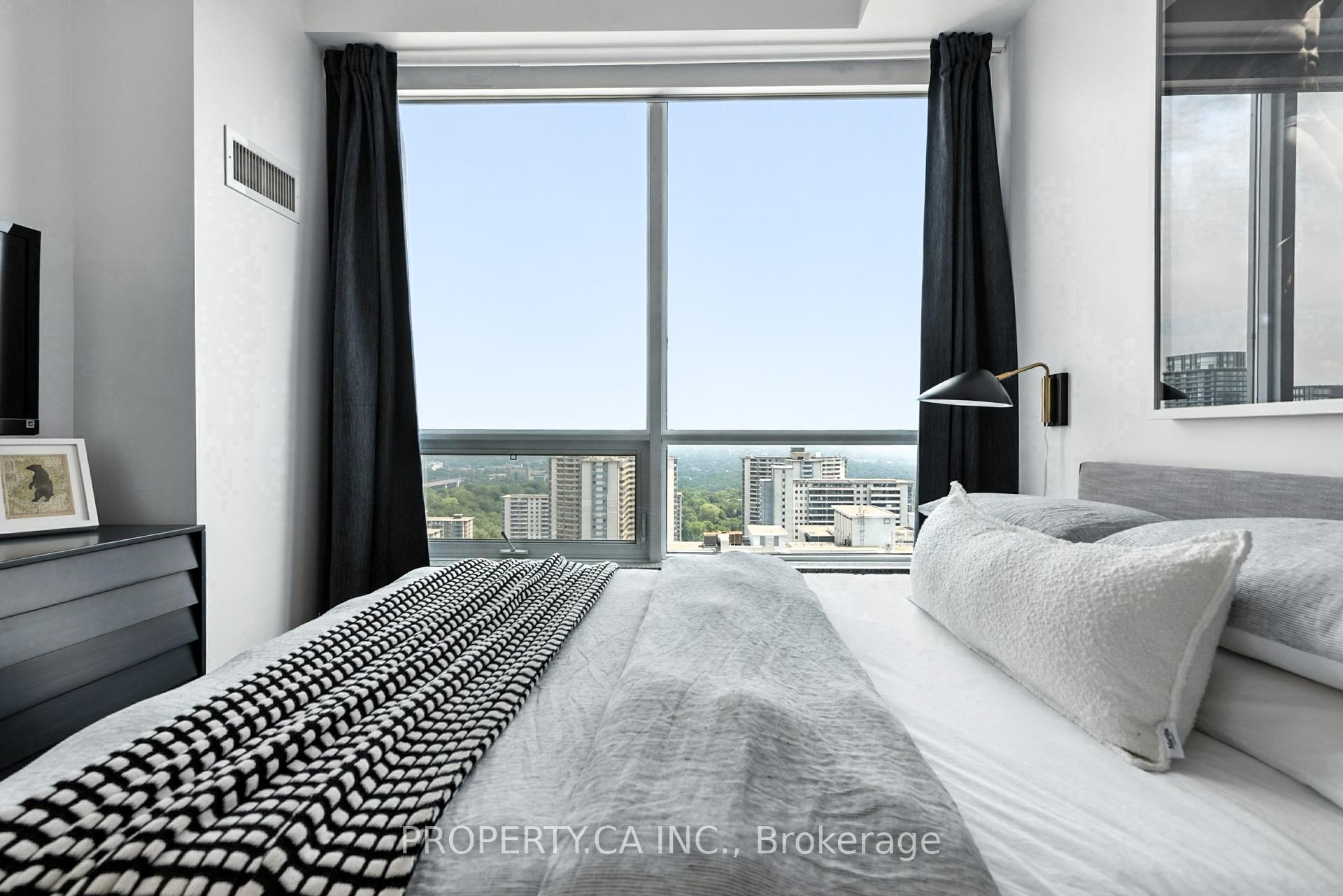 Photo 6 of Unit 3202, 500 Sherbourne Street, Toronto, North St. James Town — HOMEH