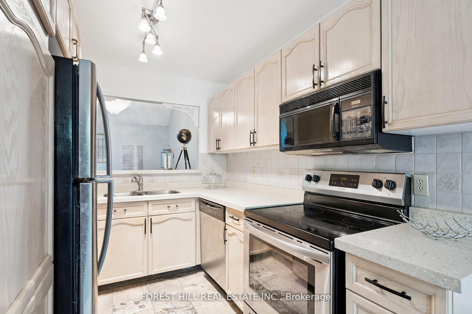 Photo 19 of 130 Green Briar Road, New Tecumseth, Alliston — HOMEH