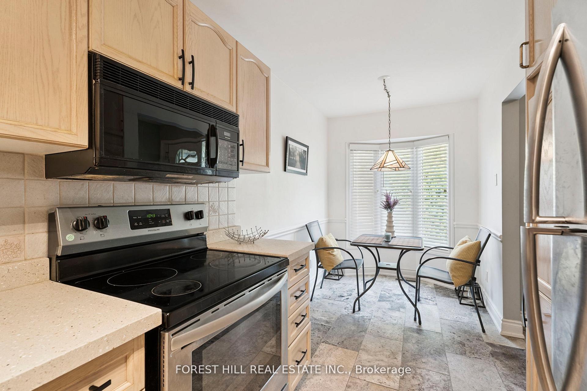 Photo 4 of 130 Green Briar Road, New Tecumseth, Alliston — HOMEH