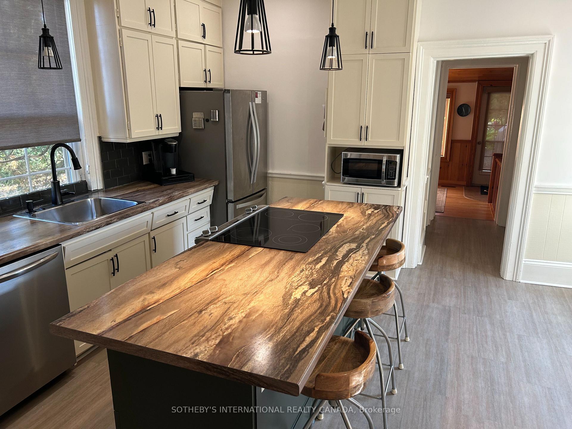 Photo 2 of 567 Huron Terrace, Kincardine — HOMEH