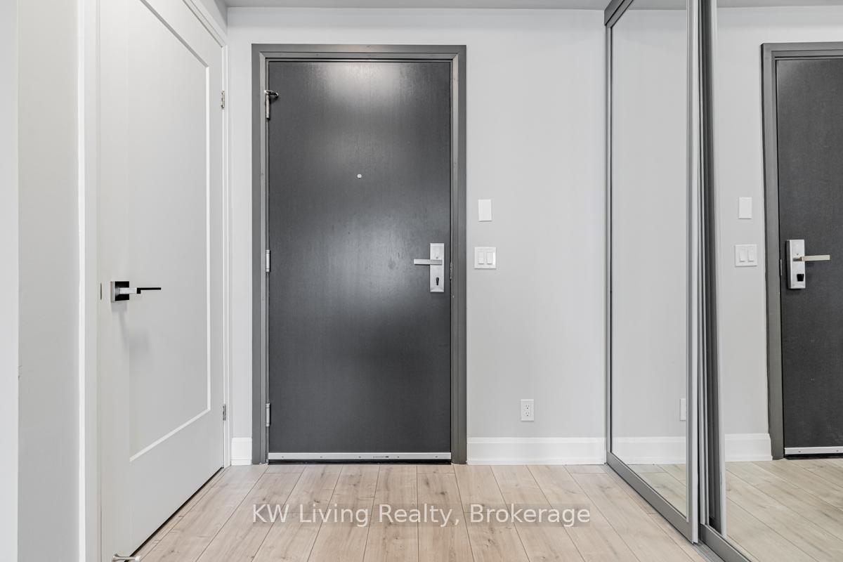 Photo 12 of Unit 215, 38 Water Walk Drive, Markham, Unionville — HOMEH
