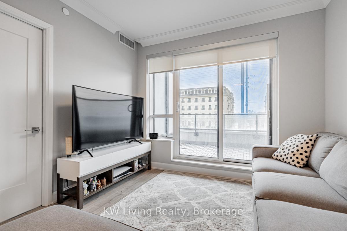 Photo 11 of Unit 215, 38 Water Walk Drive, Markham, Unionville — HOMEH