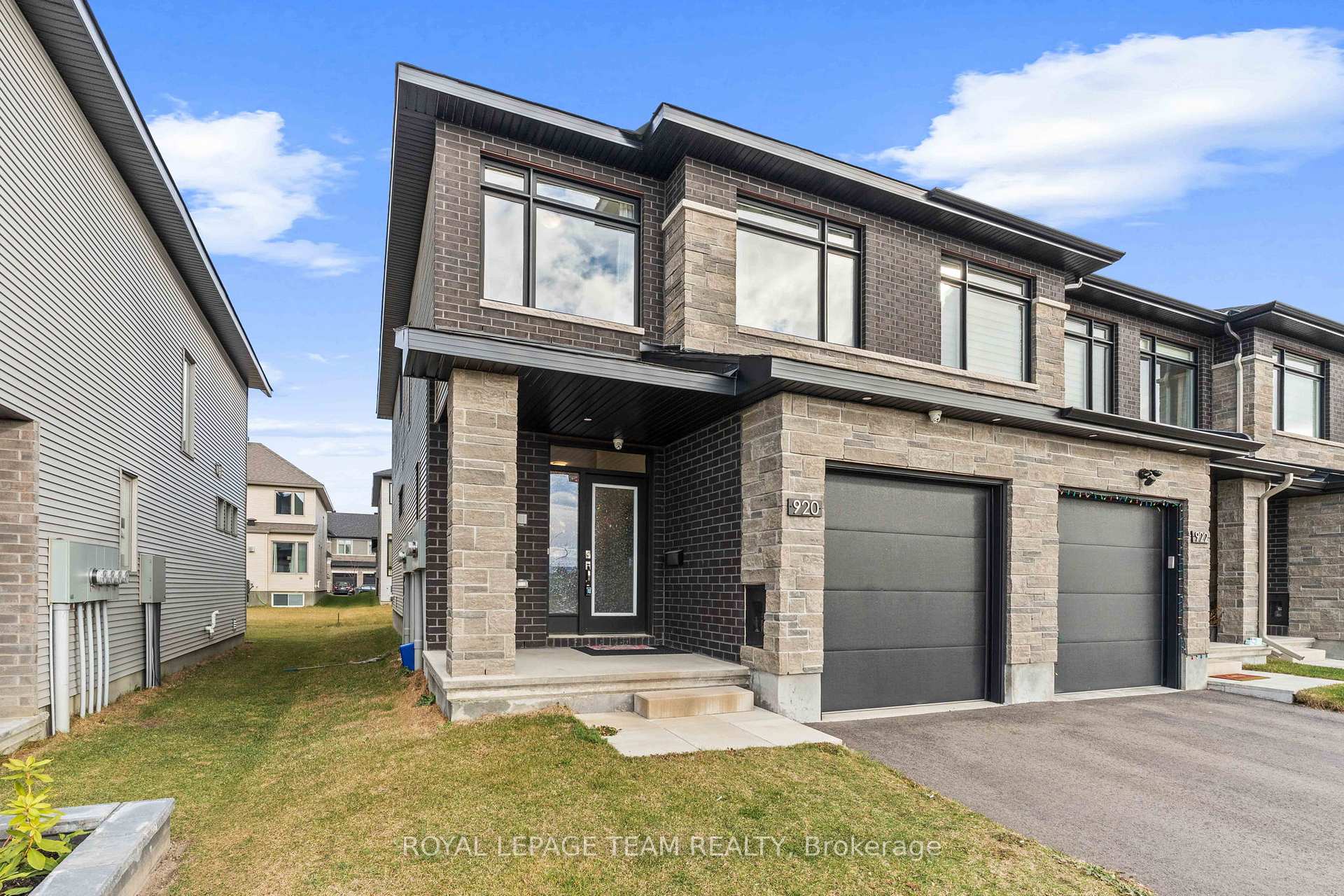 Photo 2 of 920 Brian Good Avenue, Ottawa, Riverside South/Gloucester Glen — HOMEH
