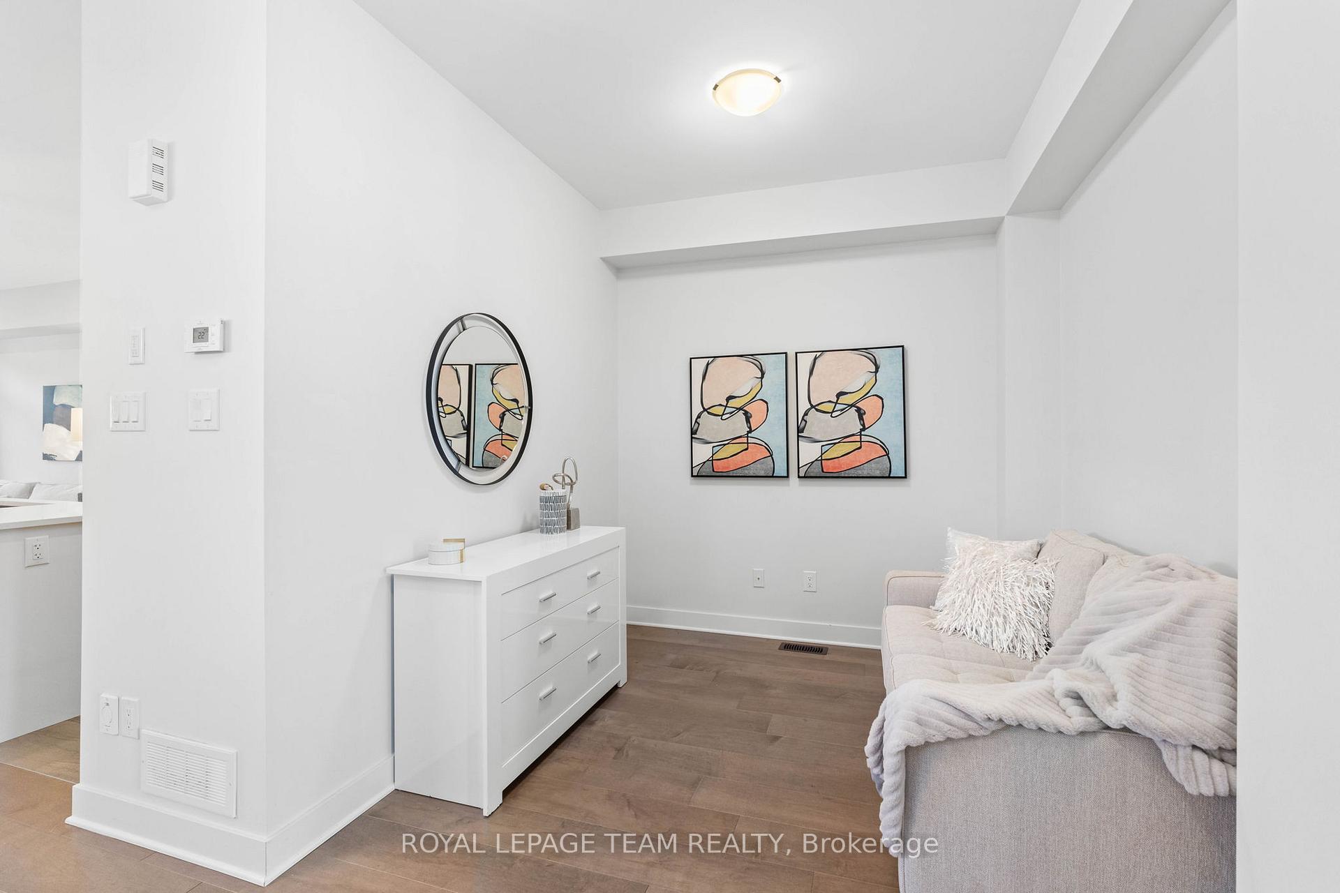 Photo 4 of 920 Brian Good Avenue, Ottawa, Riverside South/Gloucester Glen — HOMEH