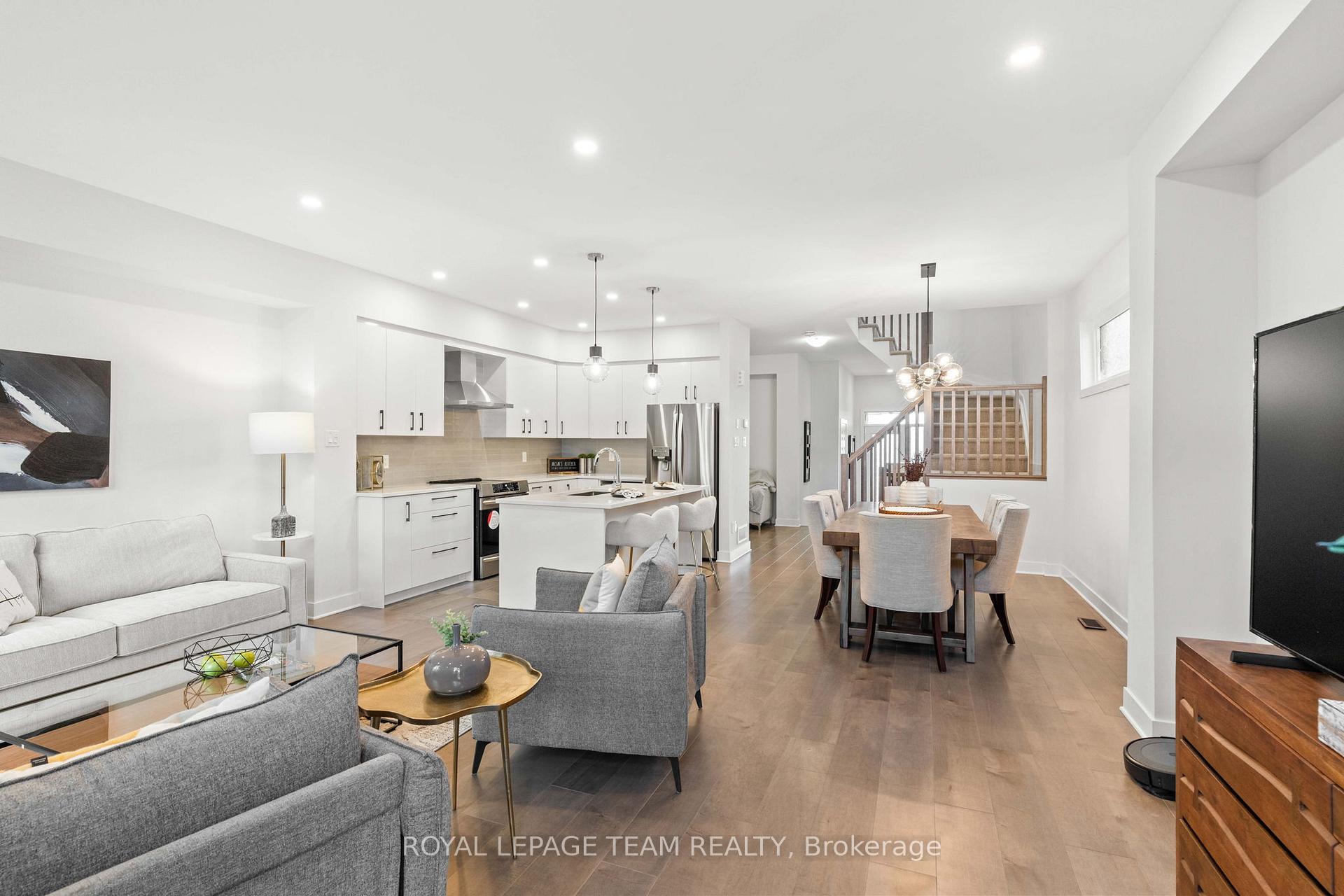 Photo 13 of 920 Brian Good Avenue, Ottawa, Riverside South/Gloucester Glen — HOMEH