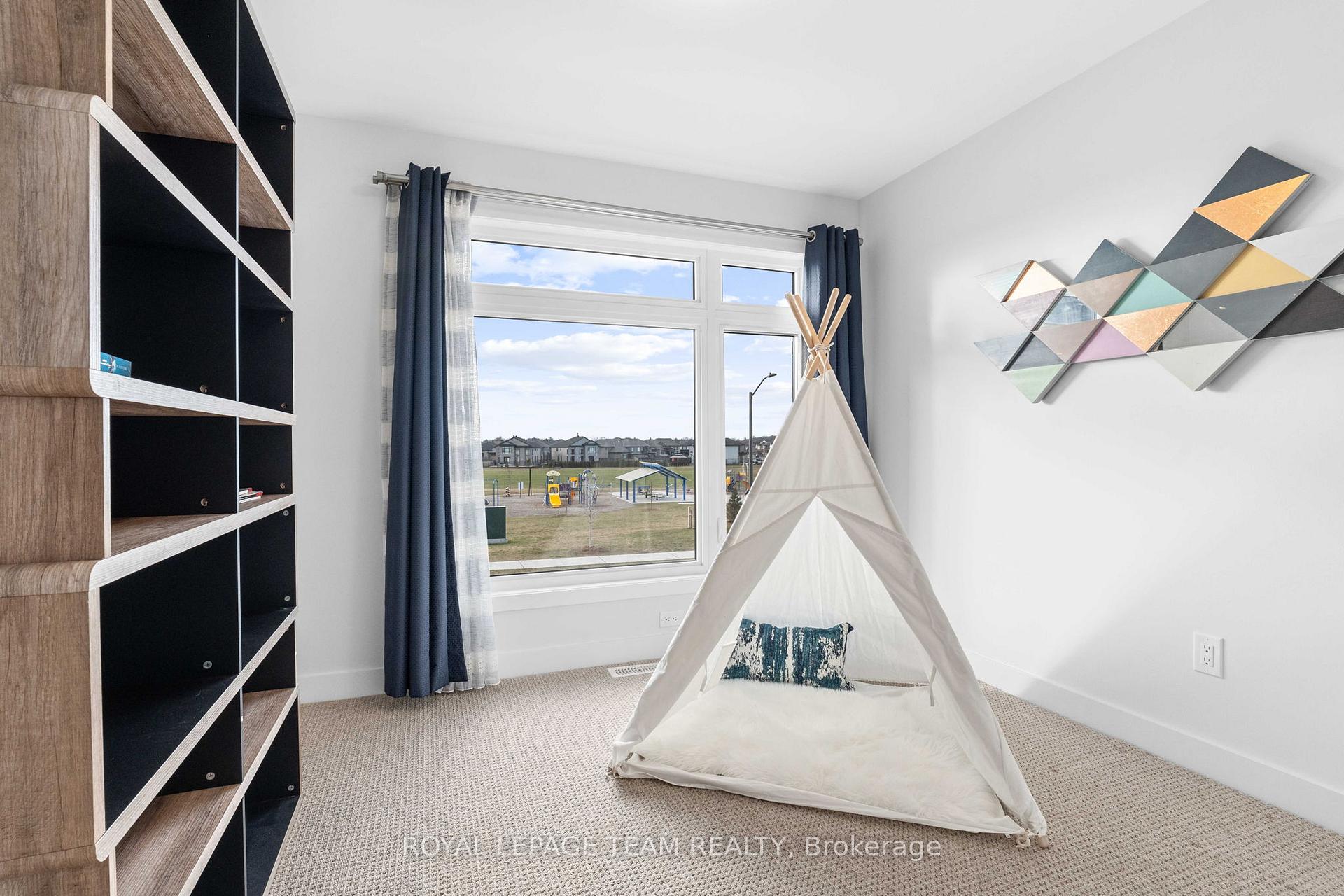 Photo 23 of 920 Brian Good Avenue, Ottawa, Riverside South/Gloucester Glen — HOMEH