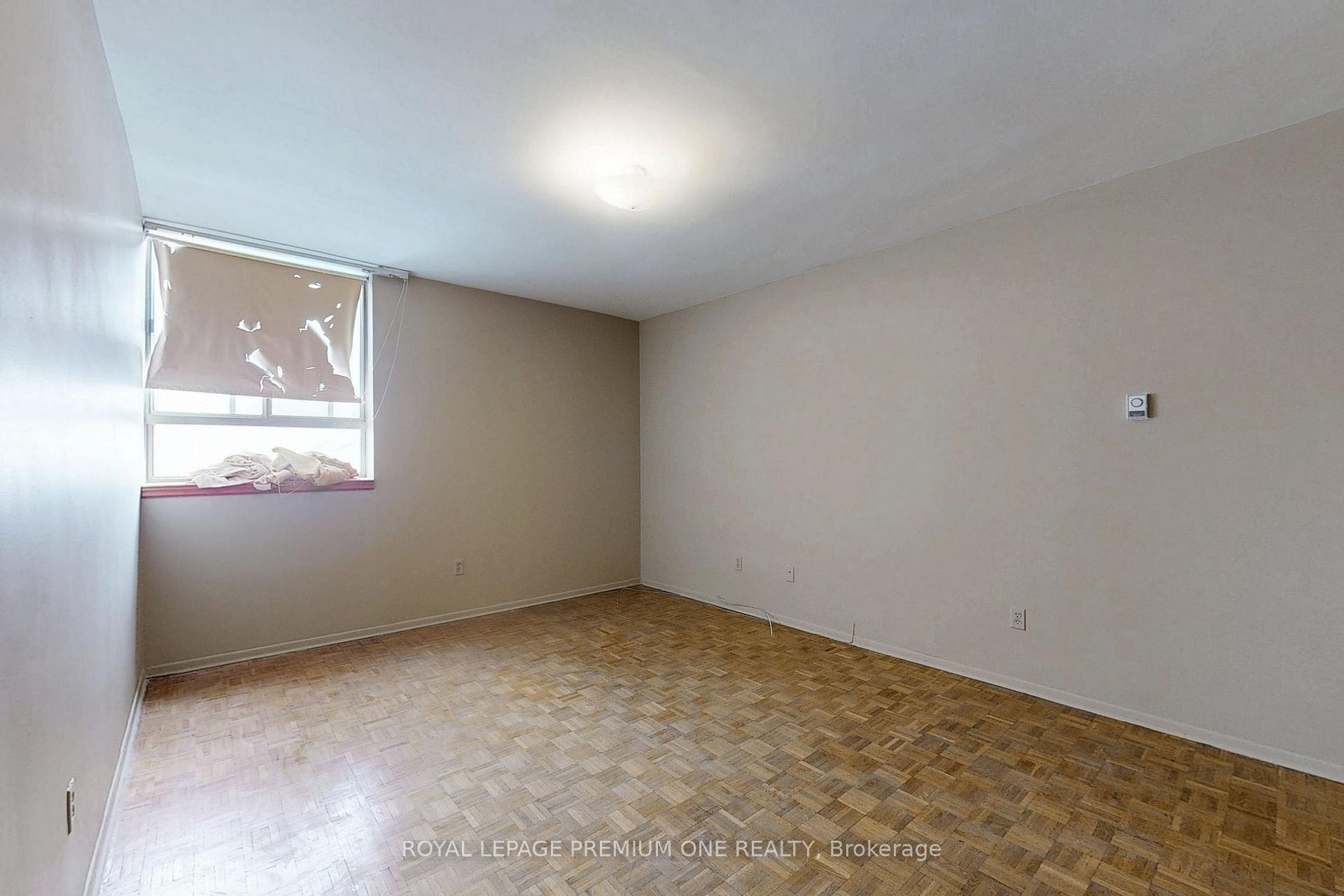 Photo 19 of Unit PH19, 1 Massey Square, Toronto, Crescent Town — HOMEH