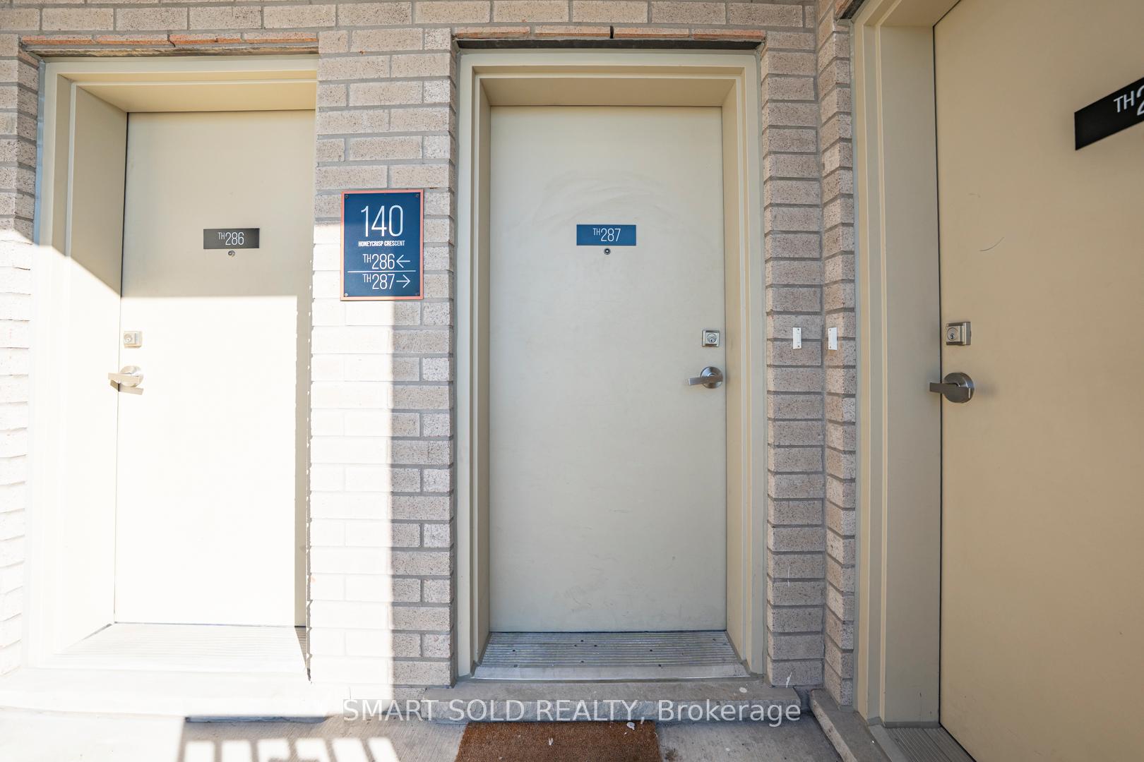 Photo 5 of Unit 287, 140 Honeycrisp Crescent, Vaughan, Vaughan Corporate Centre — HOMEH