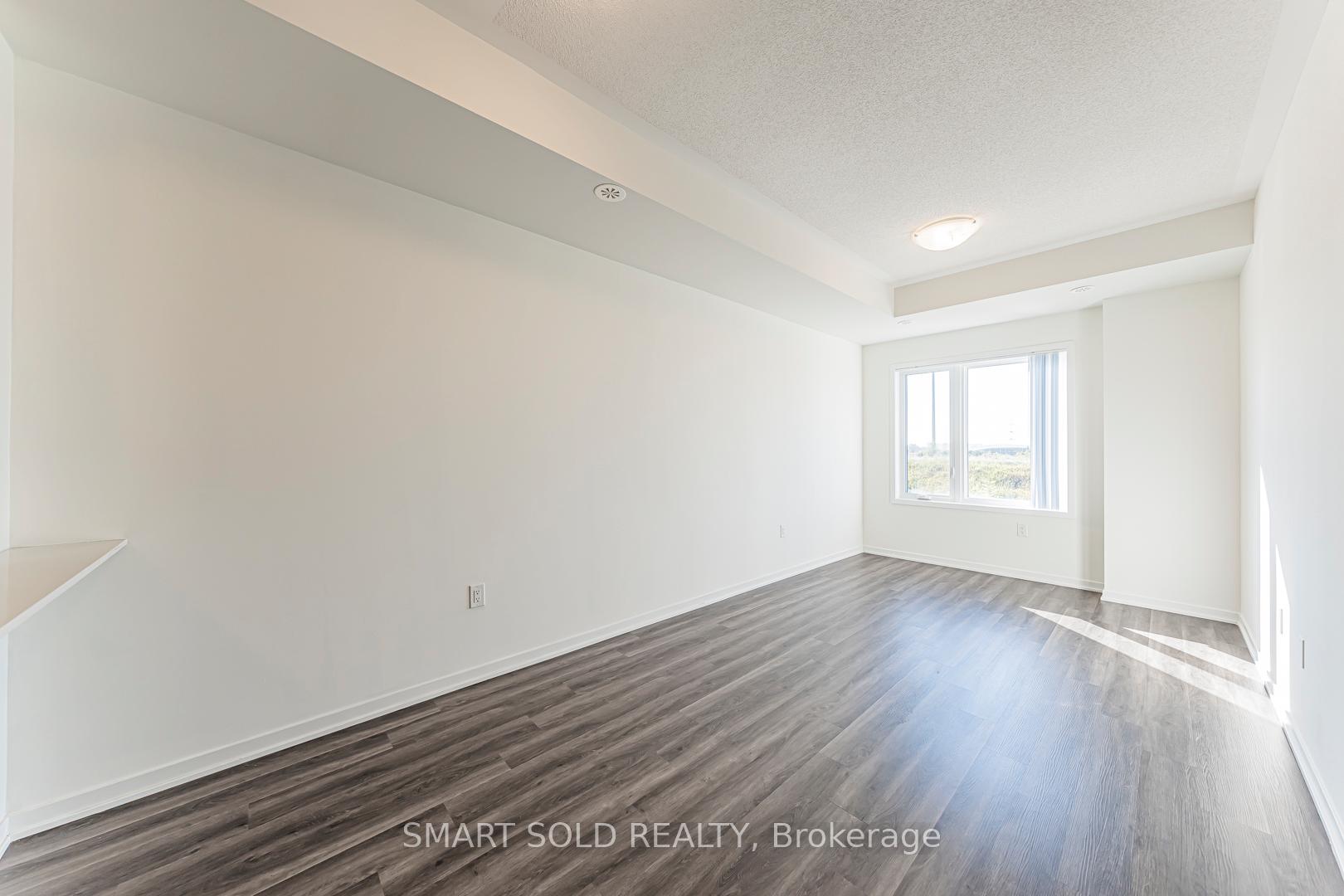 Photo 21 of Unit 287, 140 Honeycrisp Crescent, Vaughan, Vaughan Corporate Centre — HOMEH