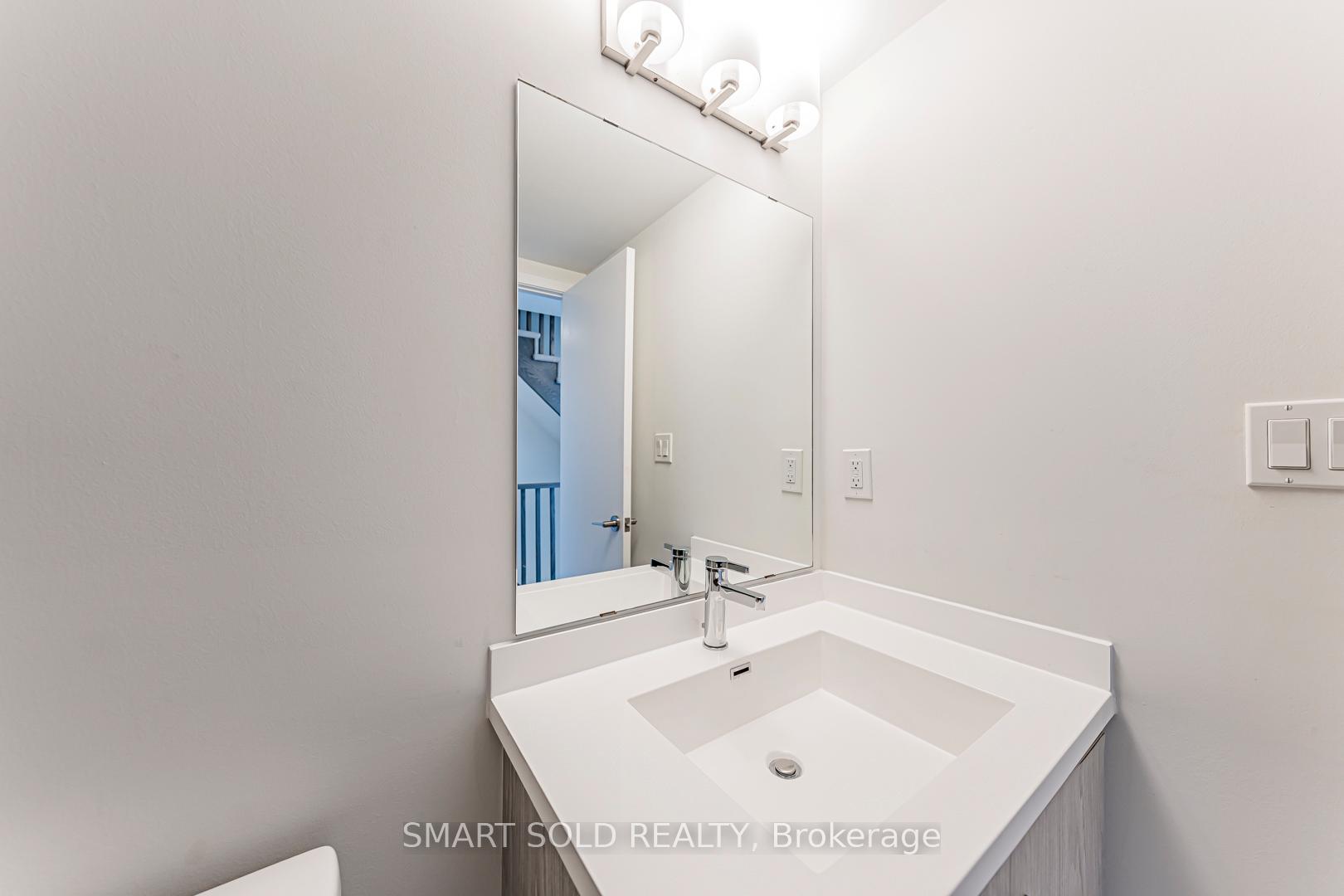 Photo 23 of Unit 287, 140 Honeycrisp Crescent, Vaughan, Vaughan Corporate Centre — HOMEH