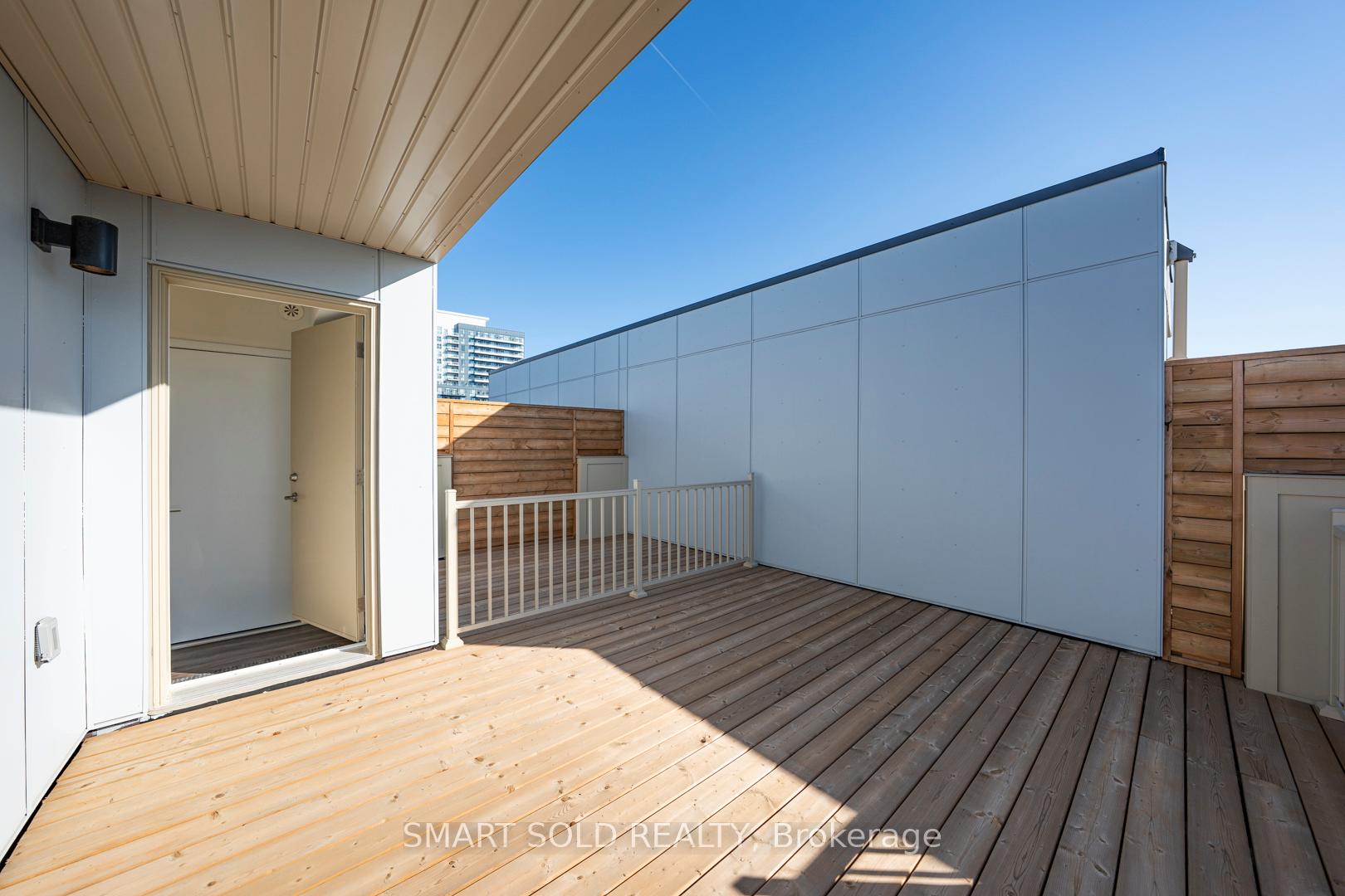 Photo 24 of Unit 287, 140 Honeycrisp Crescent, Vaughan, Vaughan Corporate Centre — HOMEH