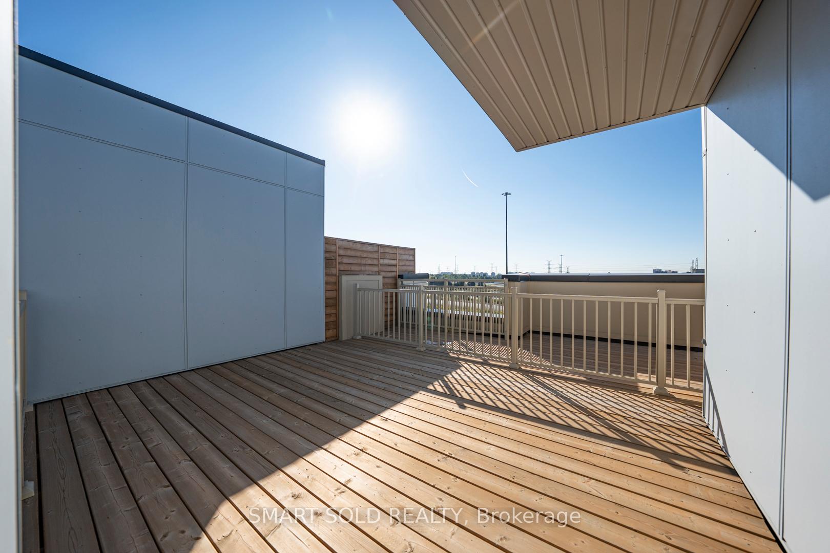 Photo 27 of Unit 287, 140 Honeycrisp Crescent, Vaughan, Vaughan Corporate Centre — HOMEH