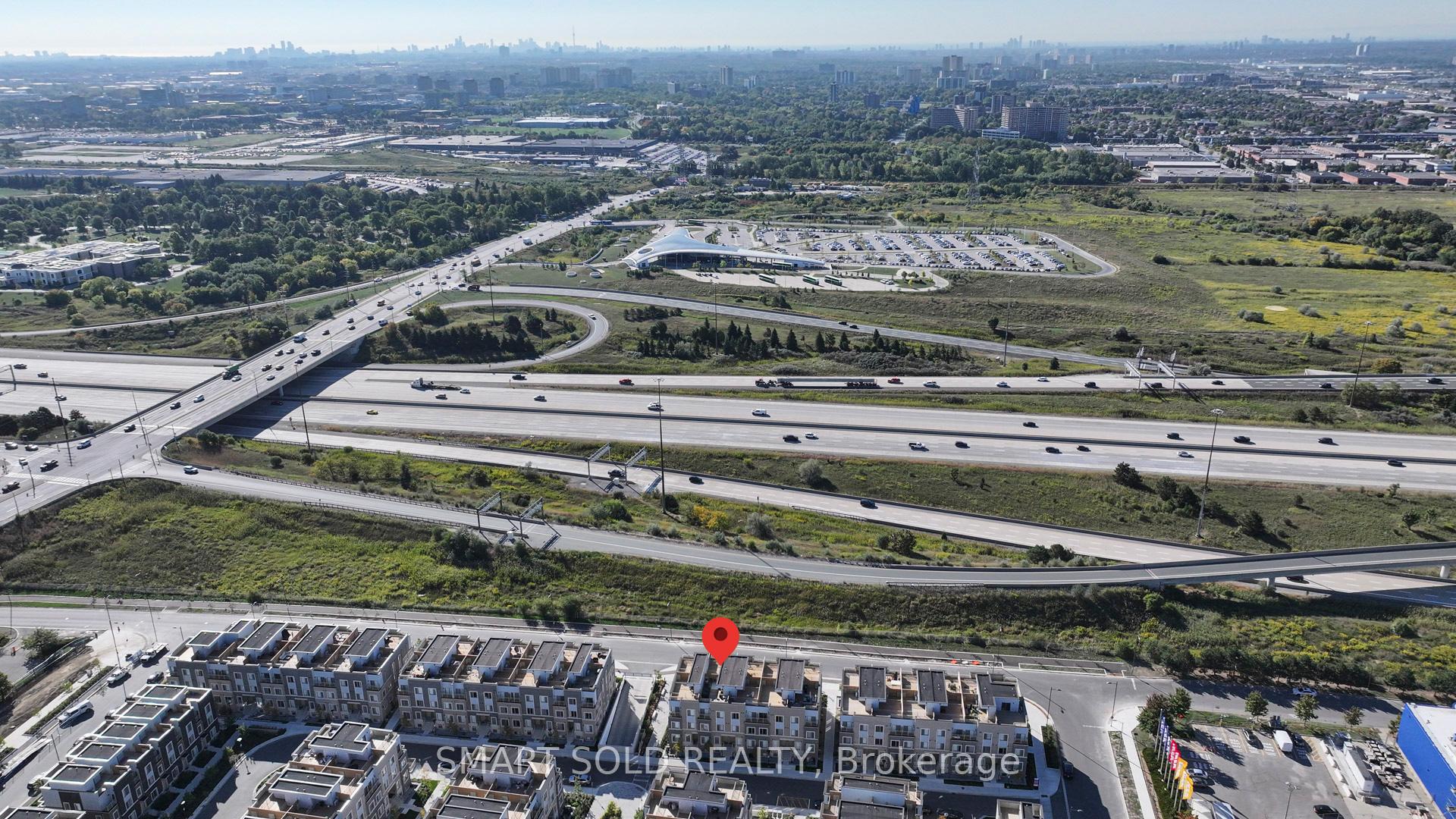 Photo 28 of Unit 287, 140 Honeycrisp Crescent, Vaughan, Vaughan Corporate Centre — HOMEH