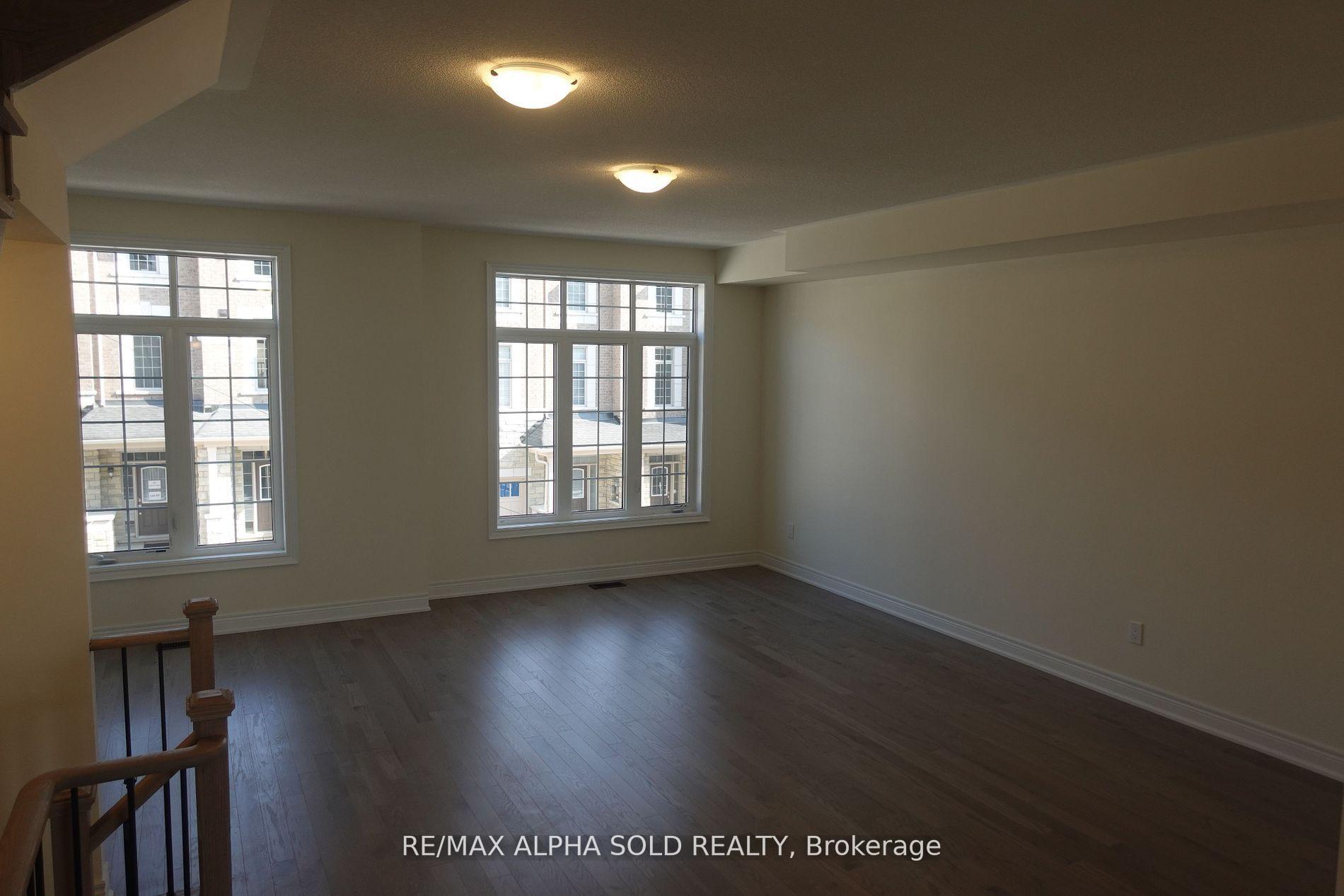 Photo 14 of 26 Phillipsen Way, Markham, Cedarwood — HOMEH