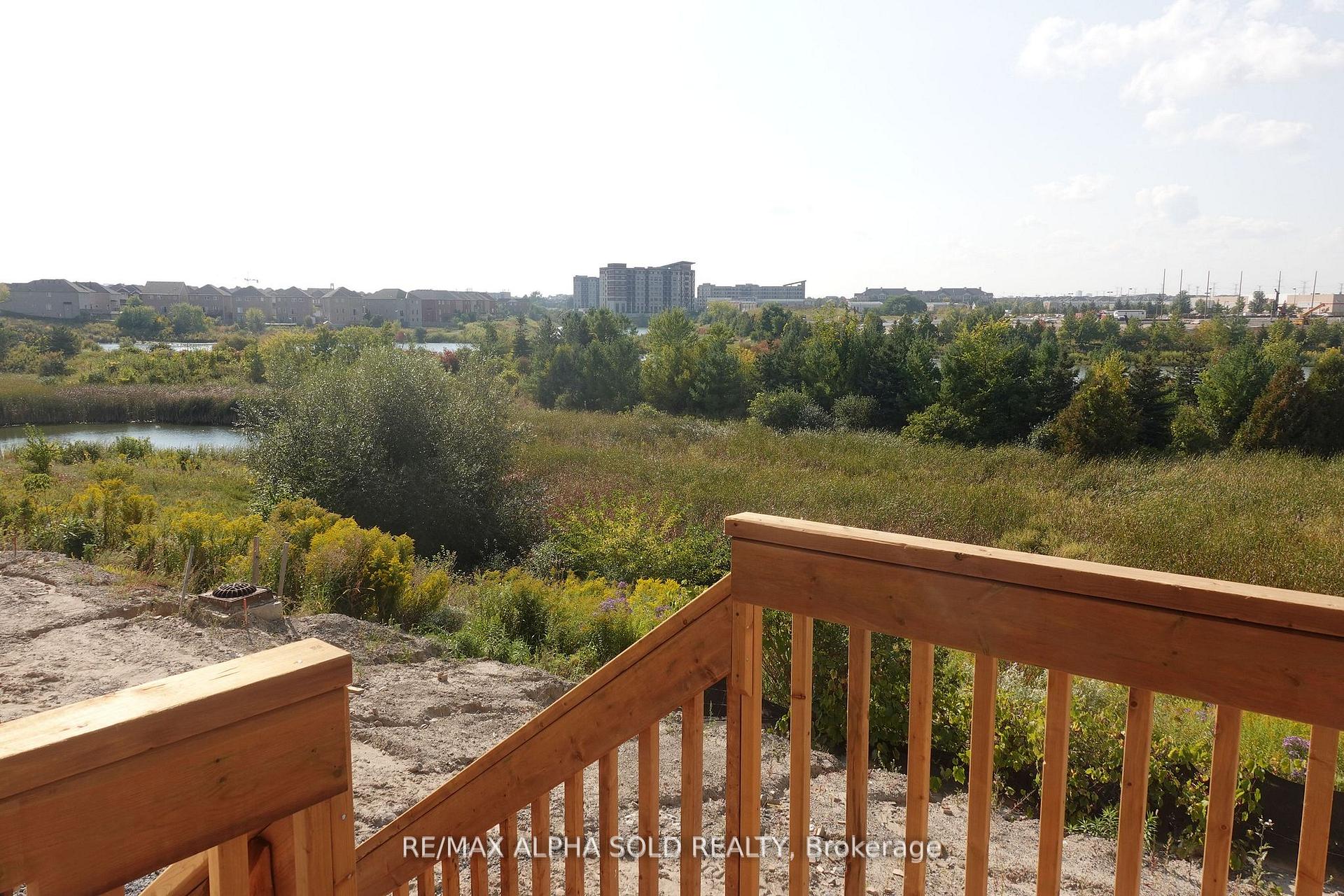 Photo 15 of 26 Phillipsen Way, Markham, Cedarwood — HOMEH