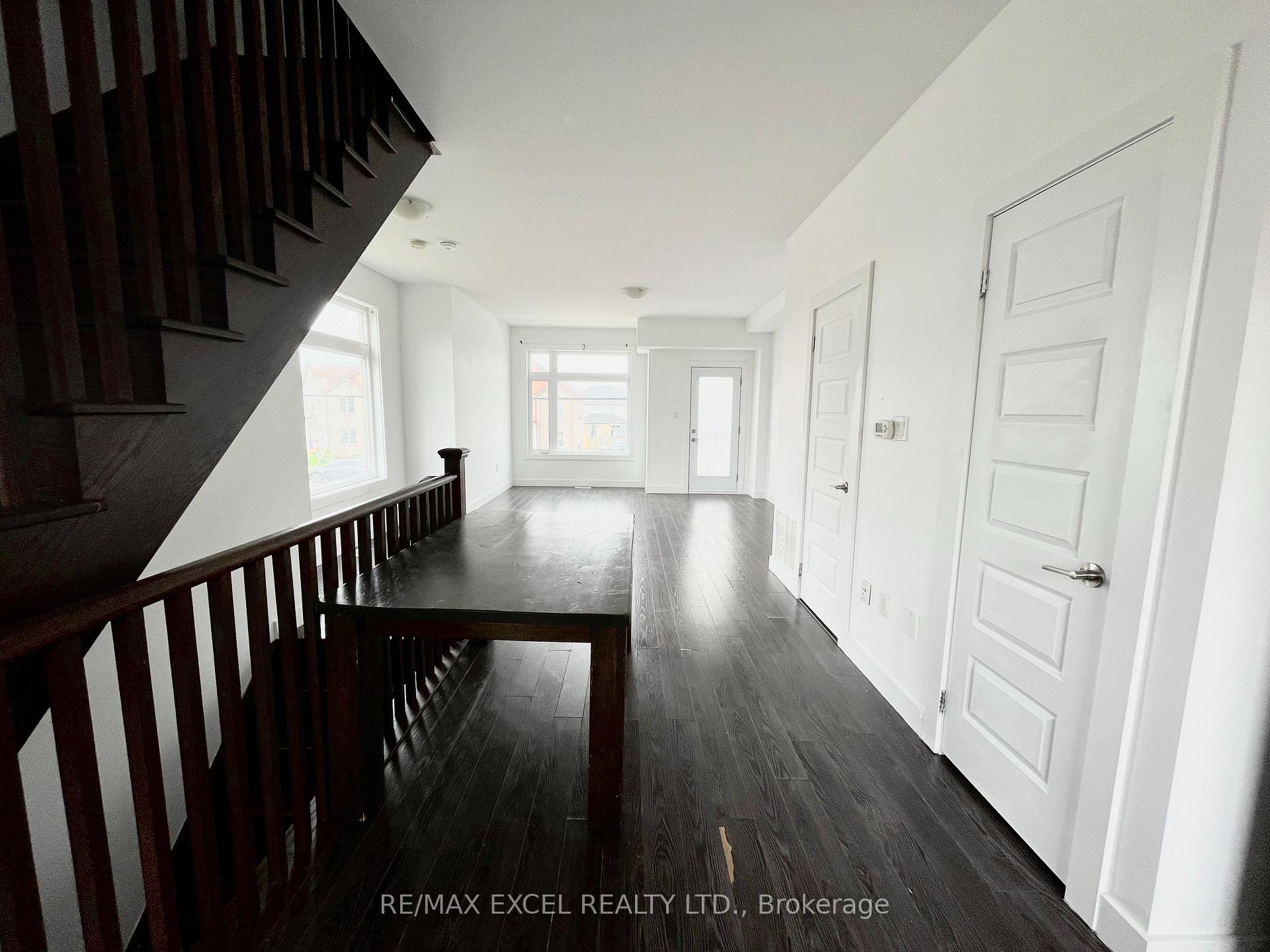 Photo 1 of Unit 1, 540 Essa Road, Barrie, Holly — HOMEH