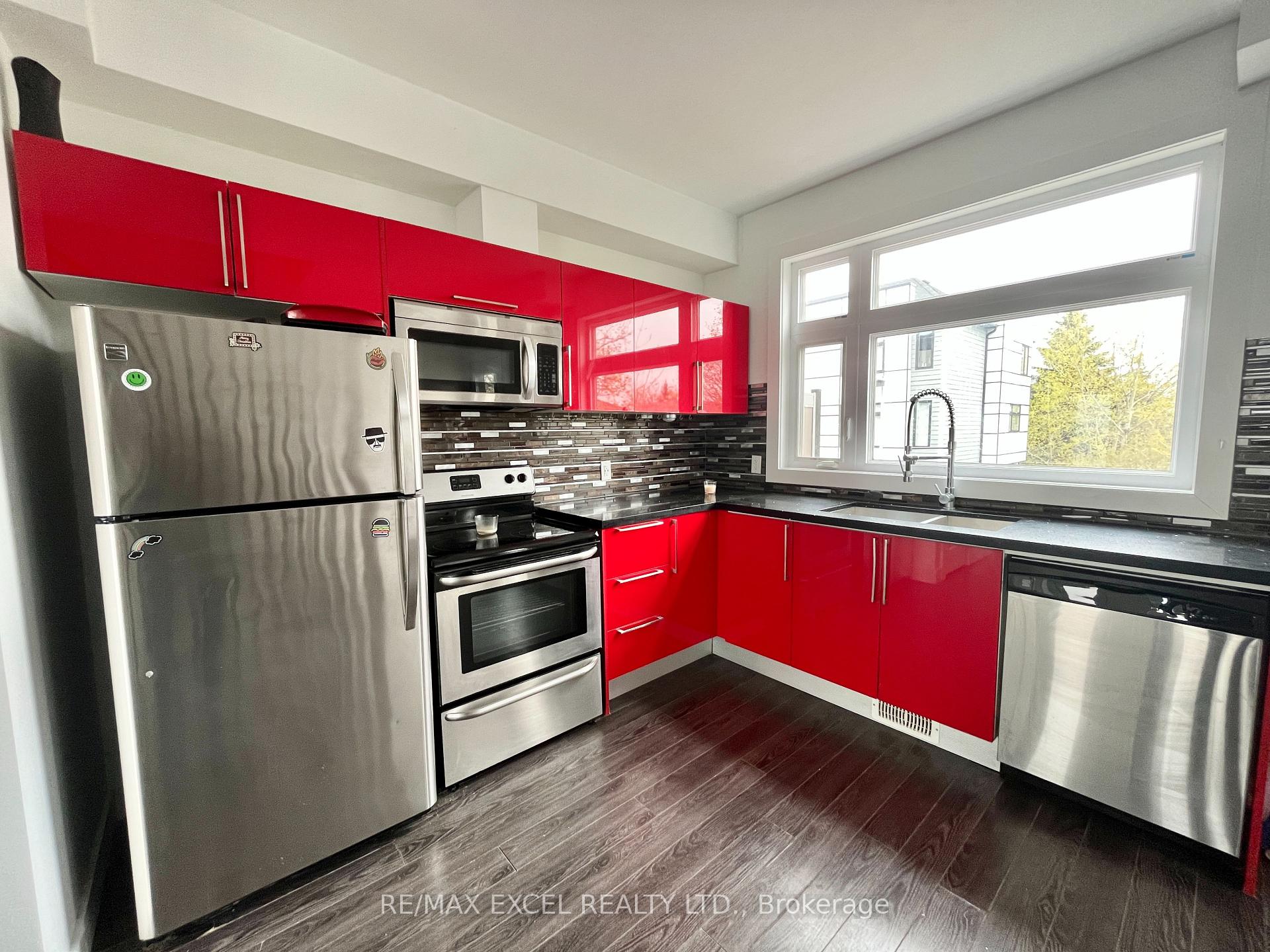 Photo 8 of Unit 1, 540 Essa Road, Barrie, Holly — HOMEH
