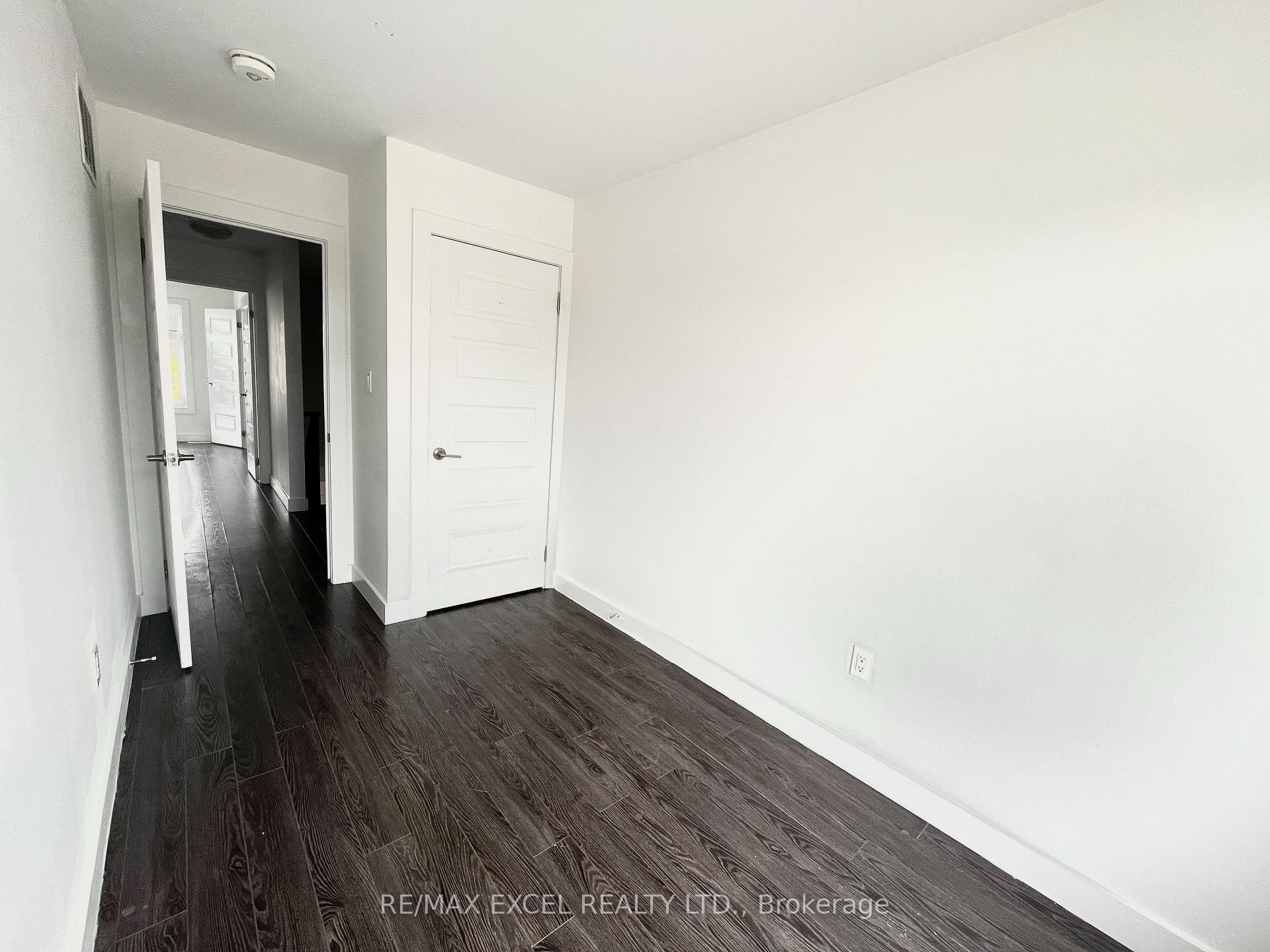 Photo 2 of Unit 1, 540 Essa Road, Barrie, Holly — HOMEH