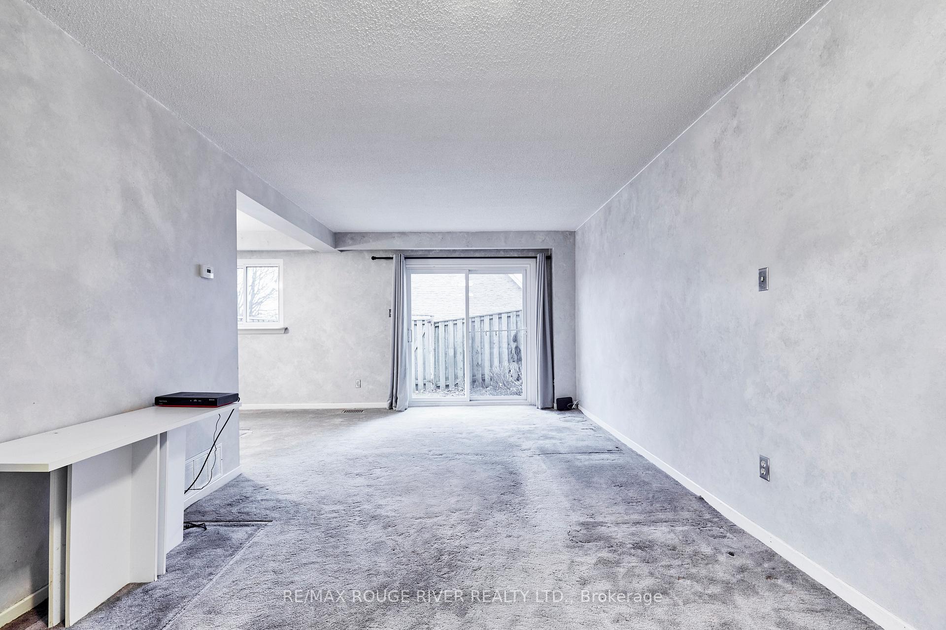 Photo 4 of Unit 45, 37 Clover Ridge Drive W, Ajax, South West — HOMEH